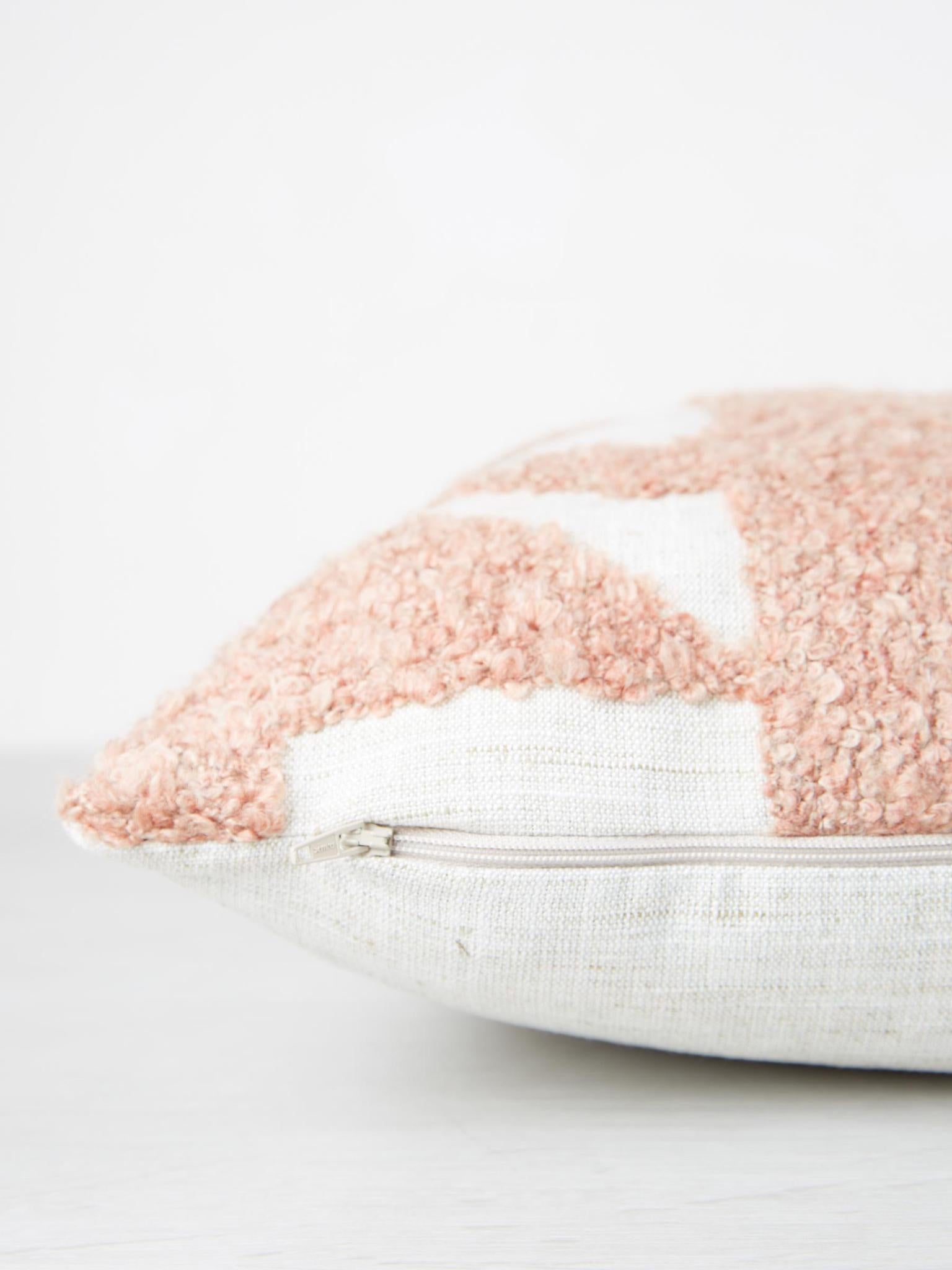 Lila Cushion - Rose