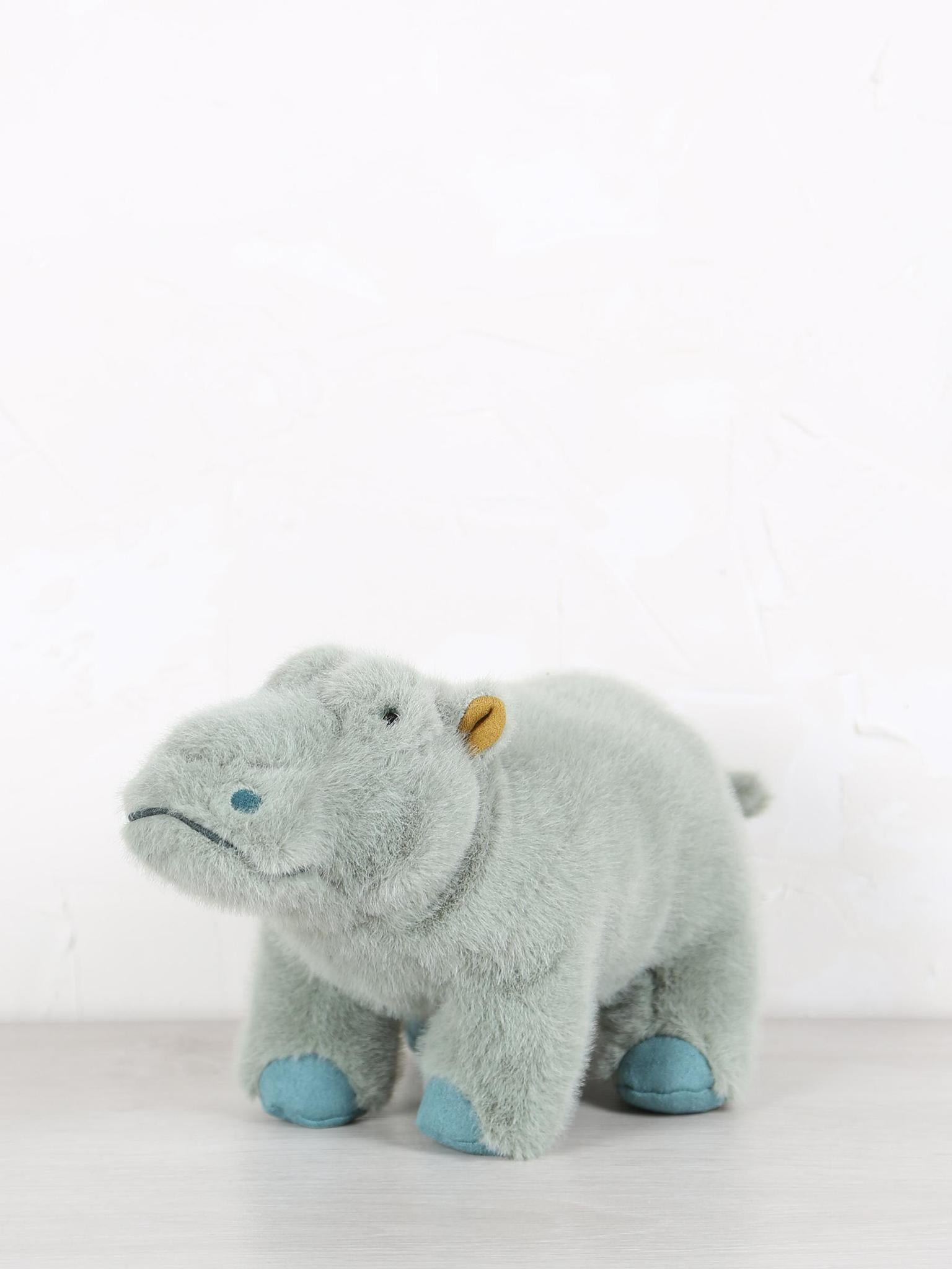 Small hippopotamus - Tout autour du monde