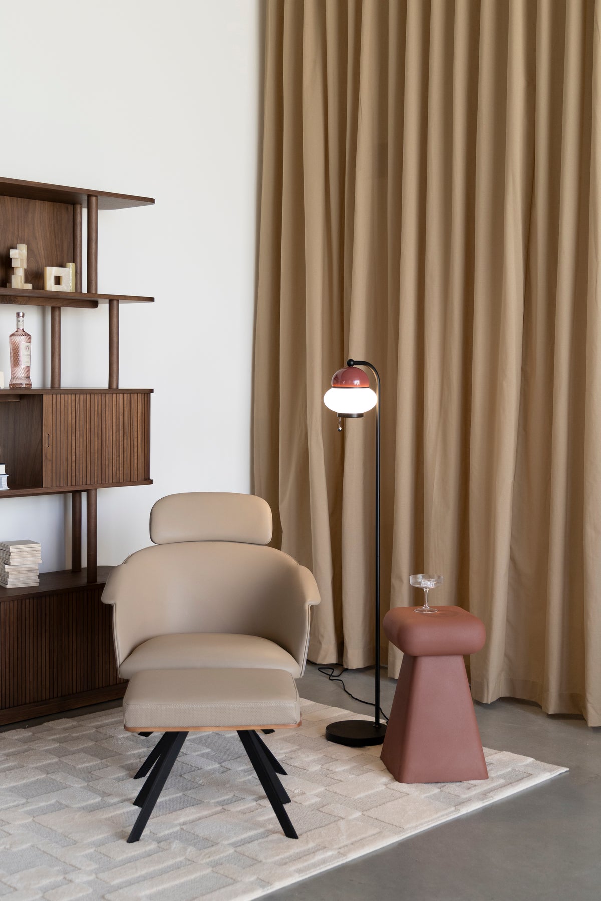 Floor Lamp Bumble Red