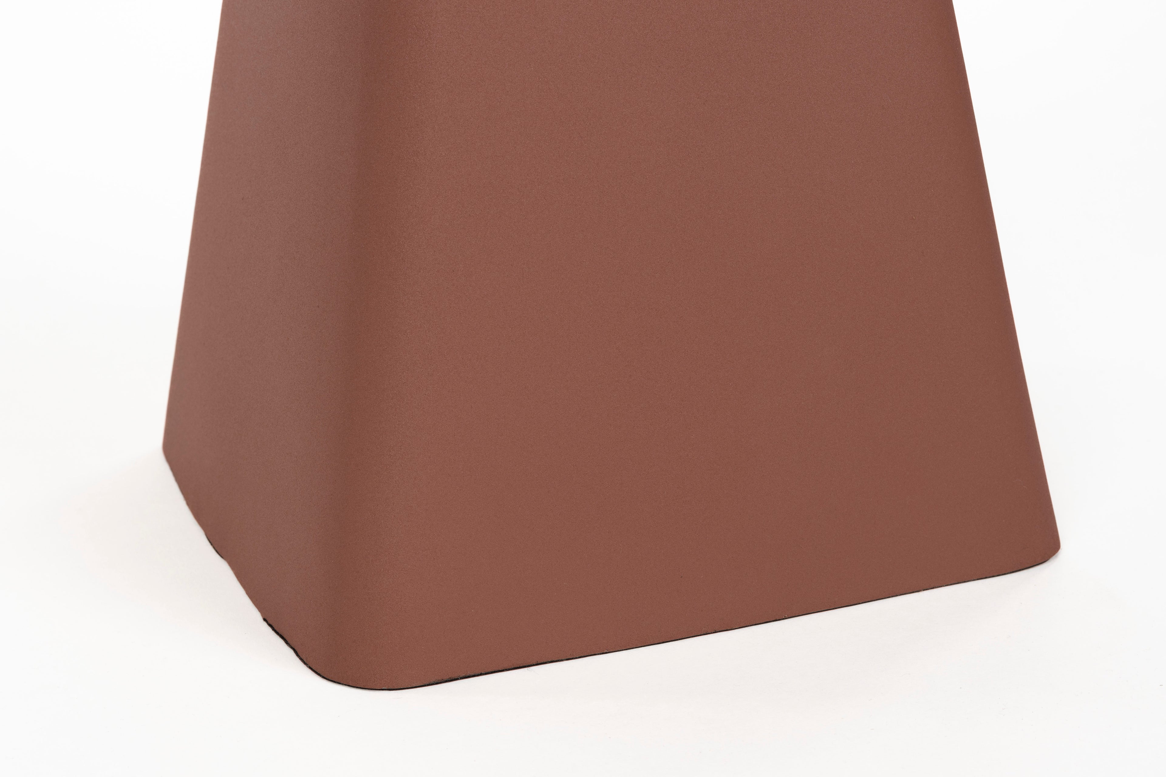 Earth Iron Stool - Terracotta