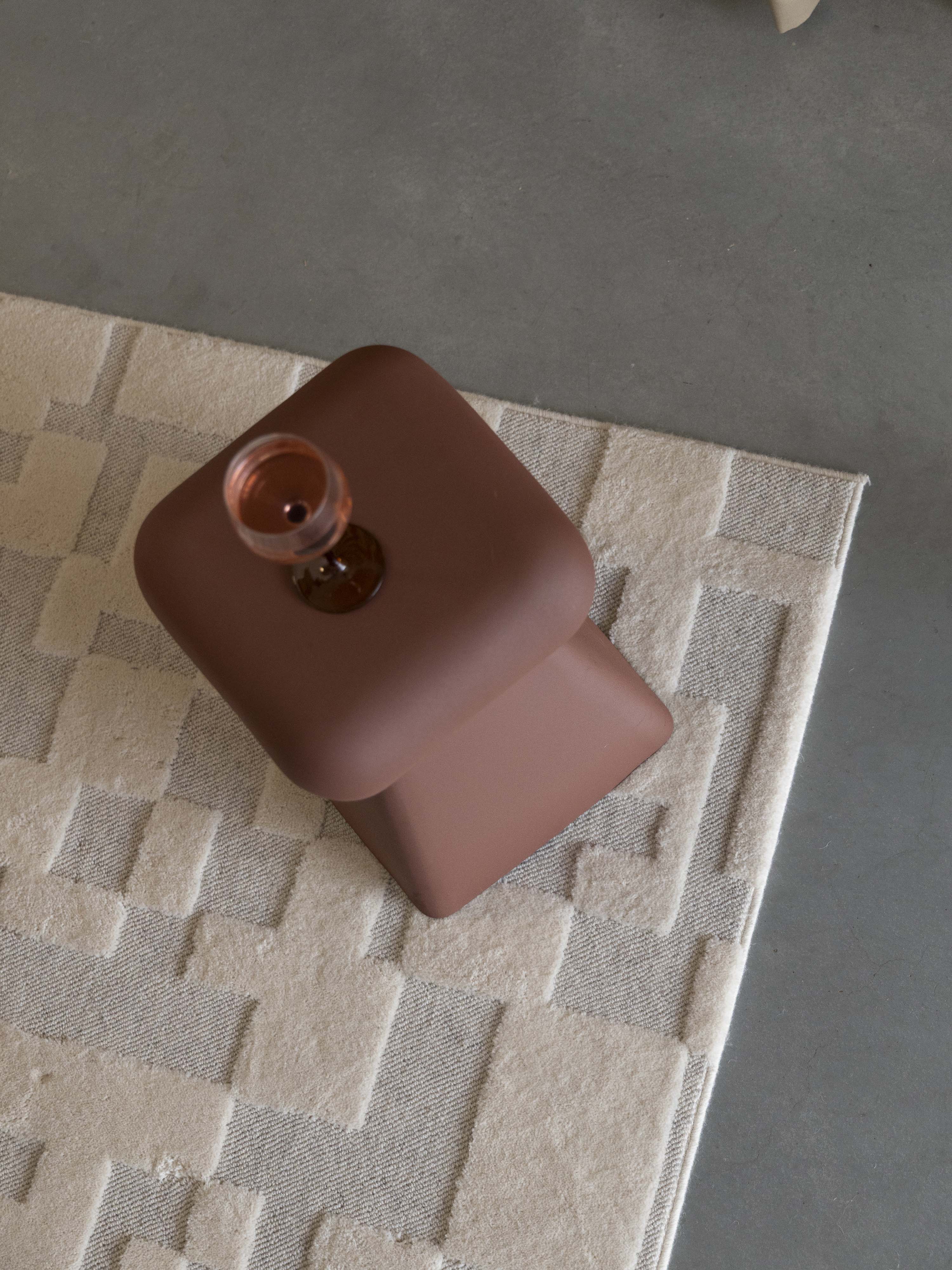 Earth Iron Stool - Terracotta