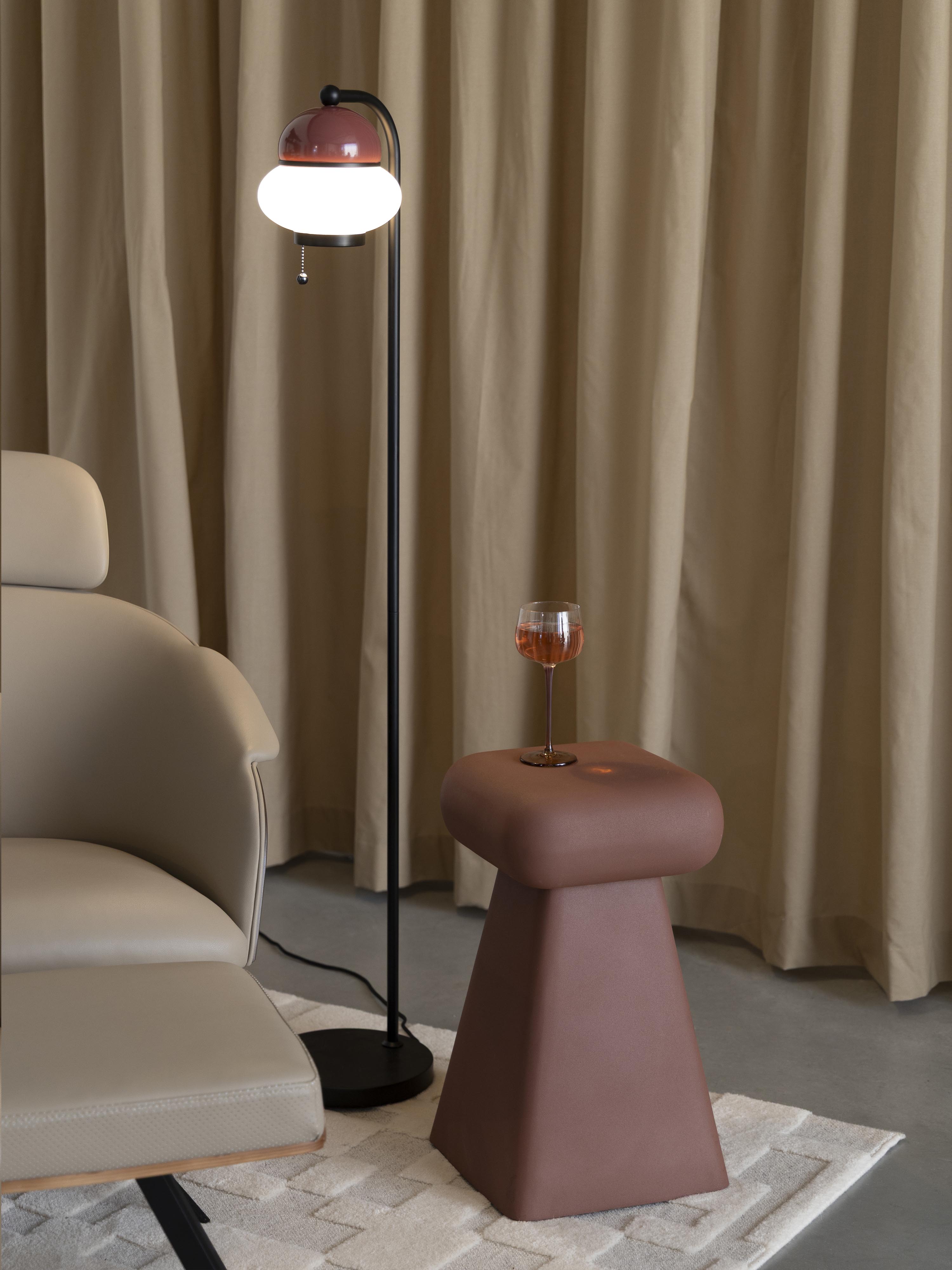 Earth Iron Stool - Terracotta