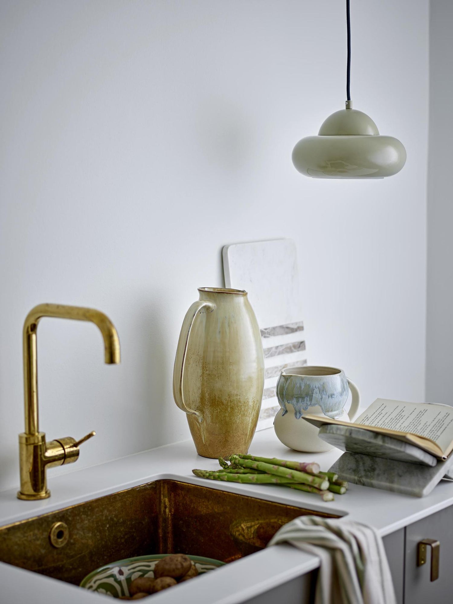 Saskia Jug - Ochre Yellow