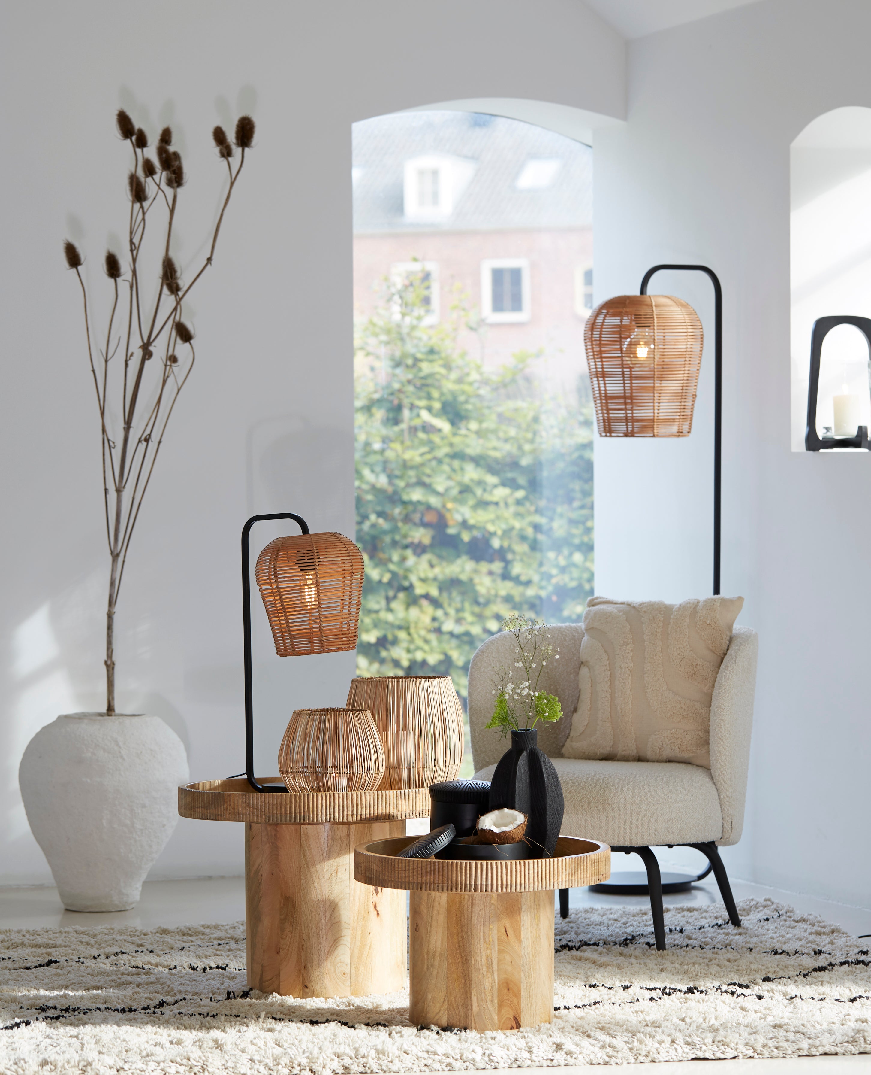 Pulah Natural Rattan & Black Table Lamp