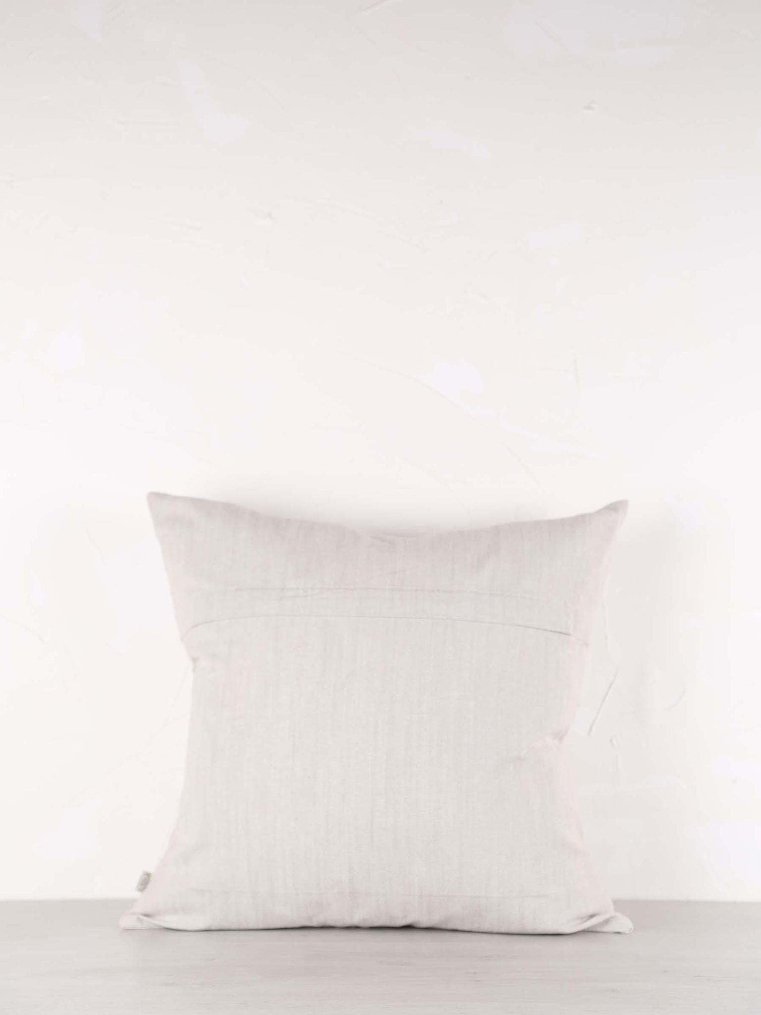 Felinne Linen Cushion