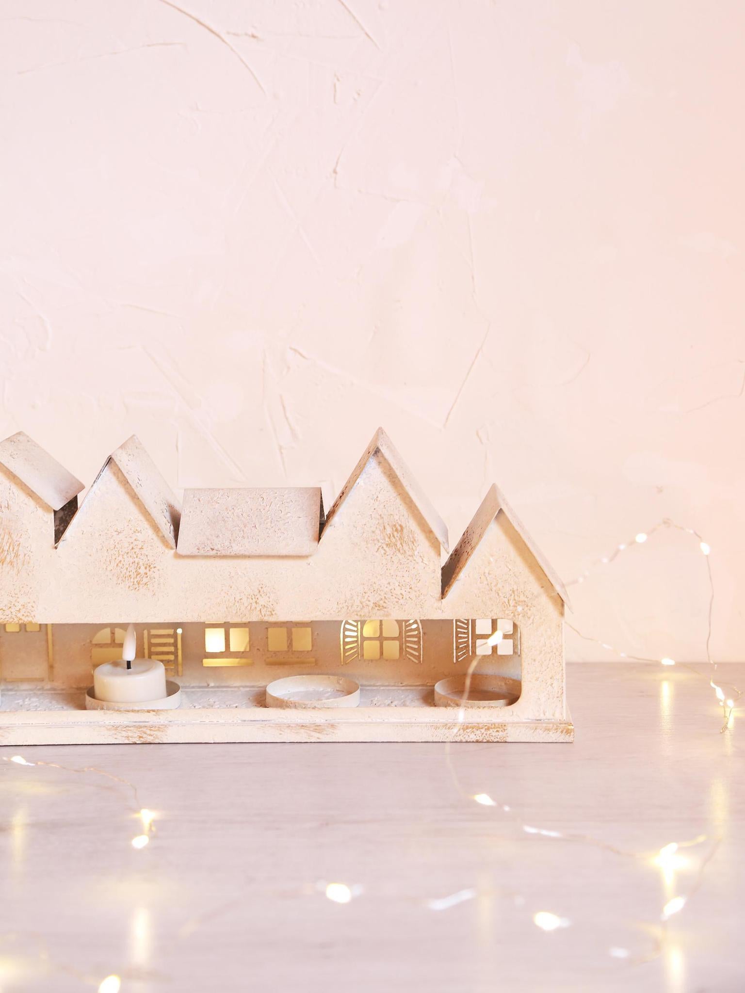 TOWN HOUSES CANDLE HOLDER