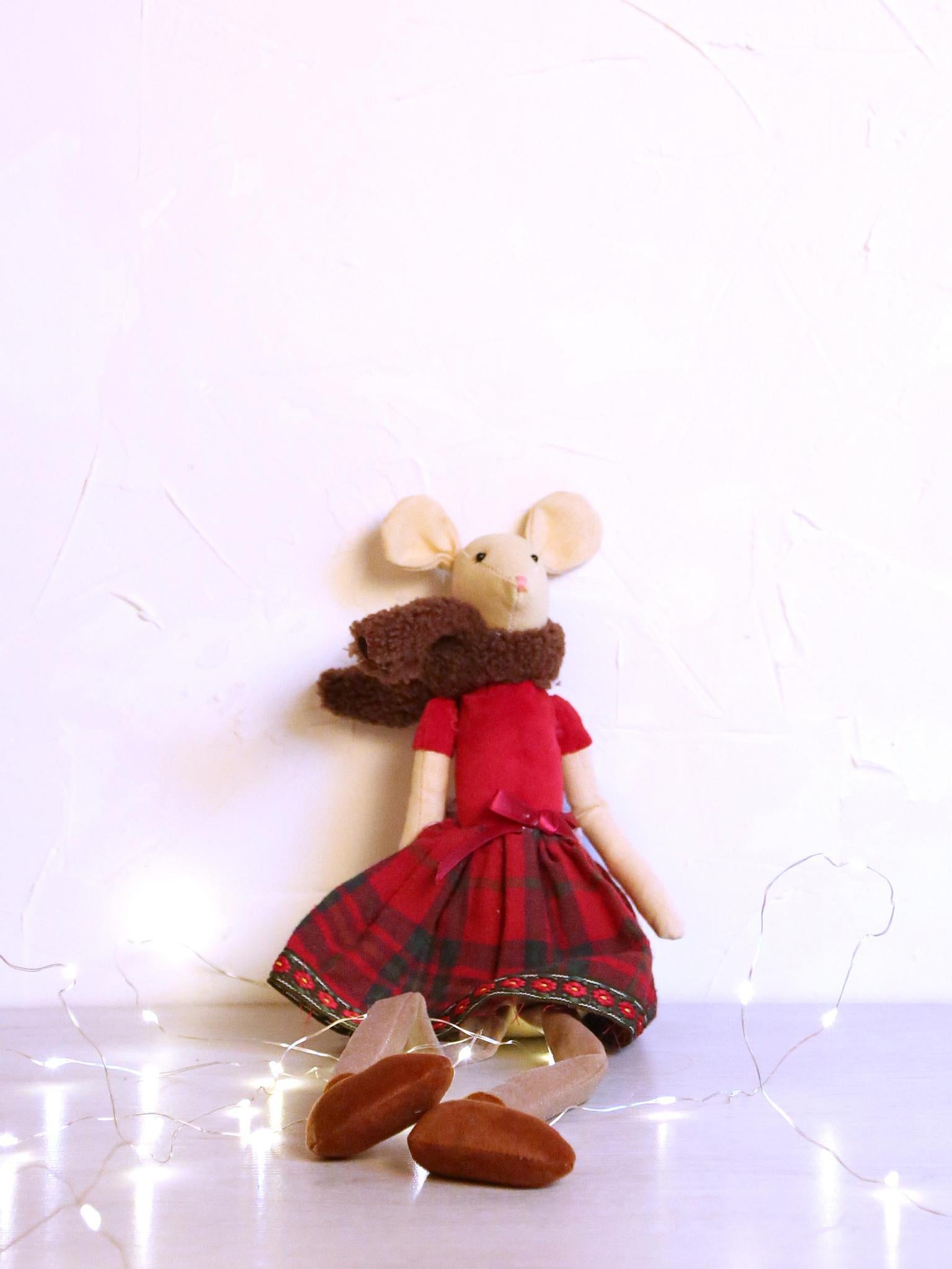 Besotted Henry & Harriet Mice - 2 Options Available