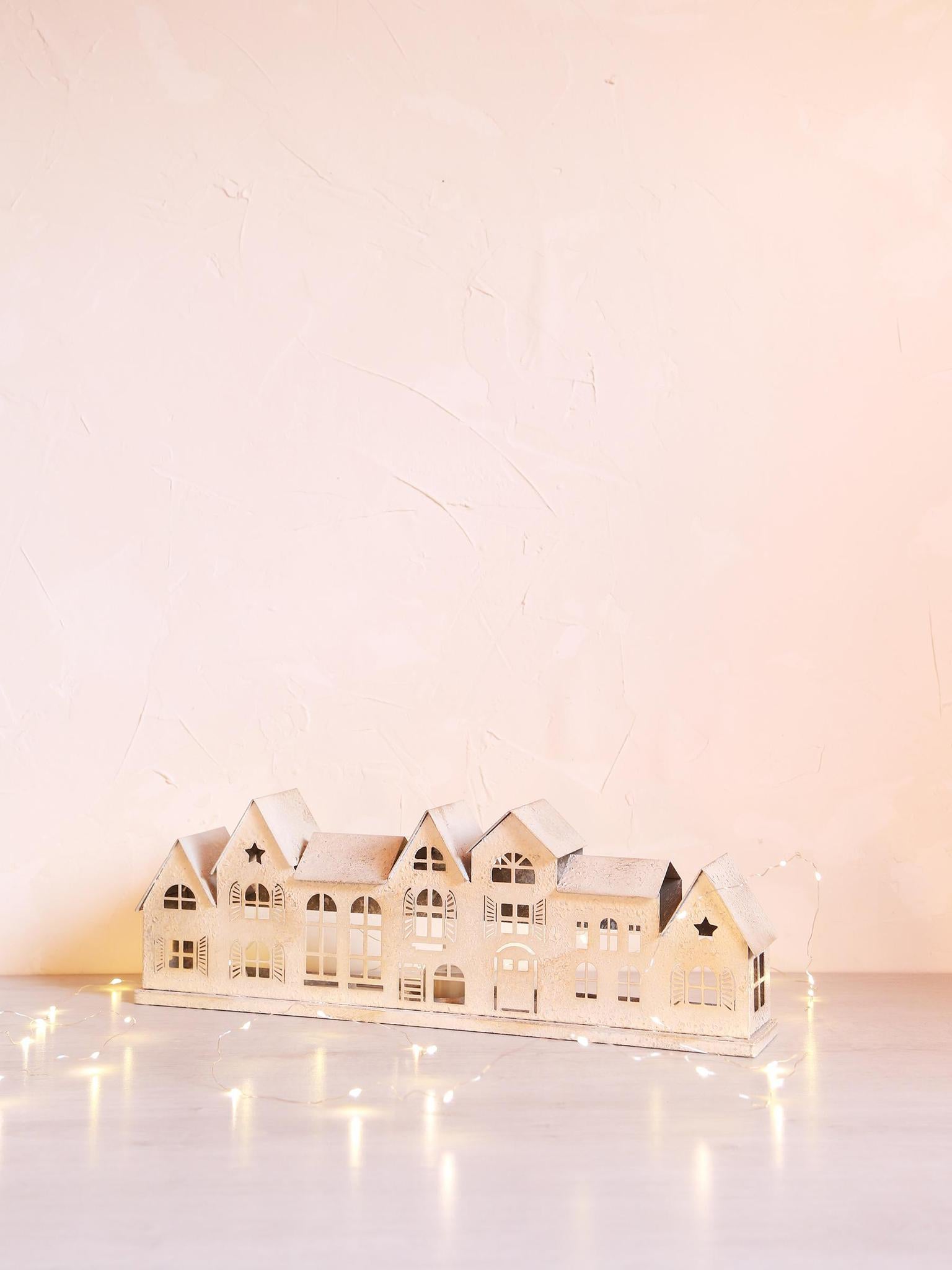 TOWN HOUSES CANDLE HOLDER
