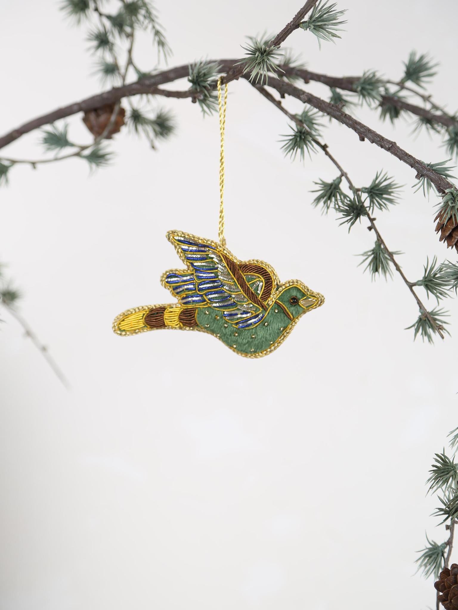 GREEN EMB BEADED BIRD