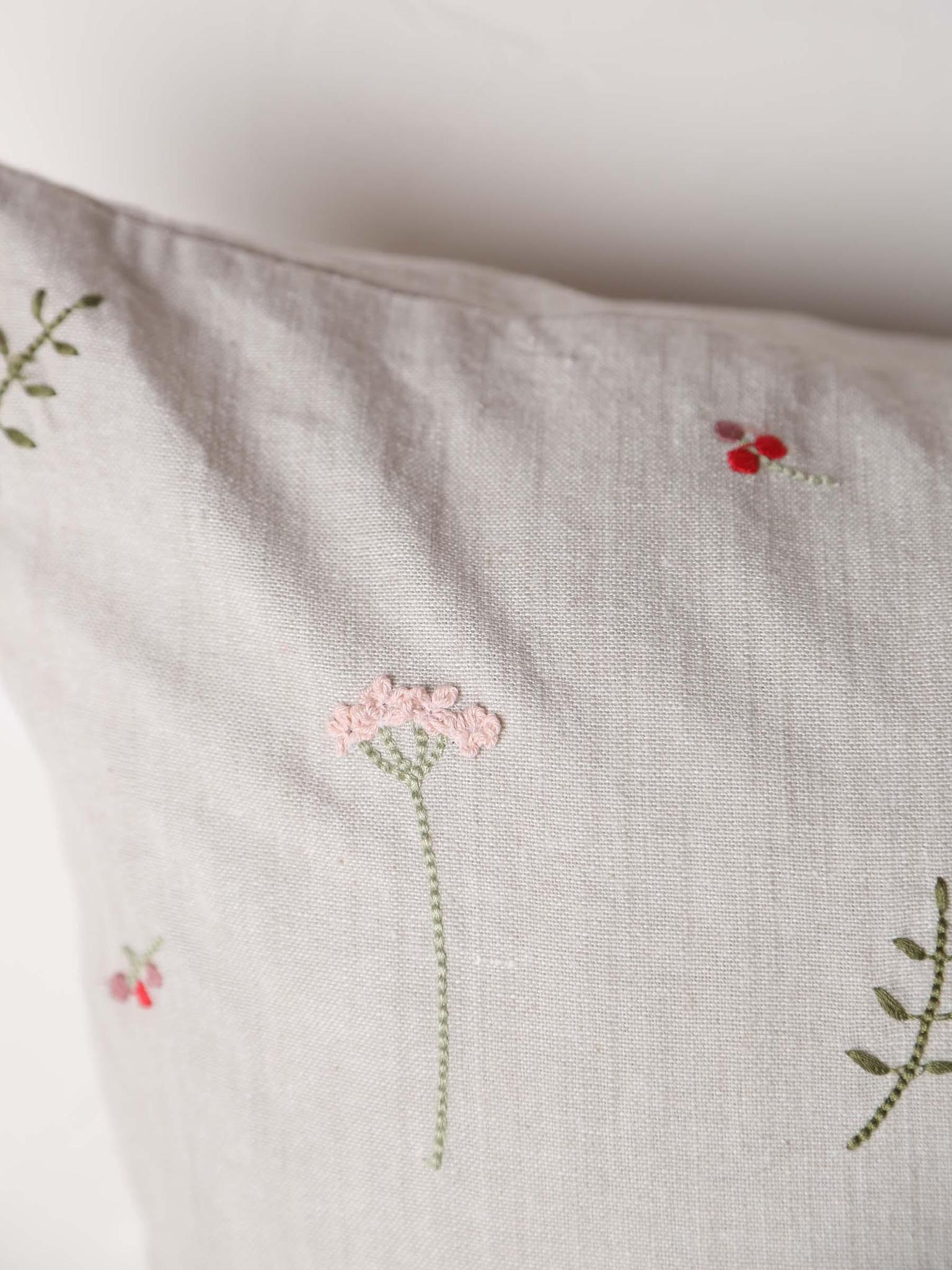 Felinne Linen Cushion