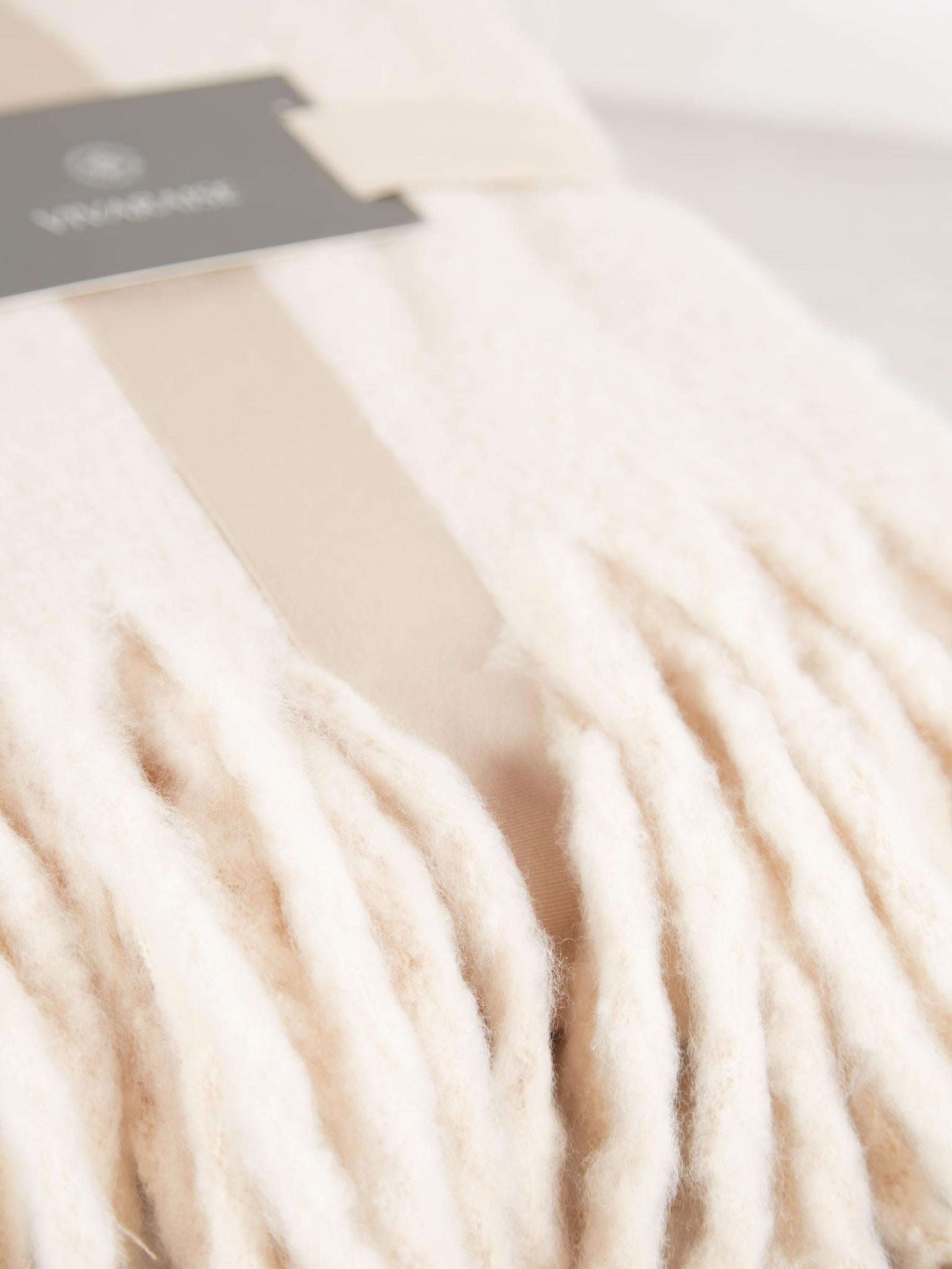 Isabel Recycled Throw - Neige