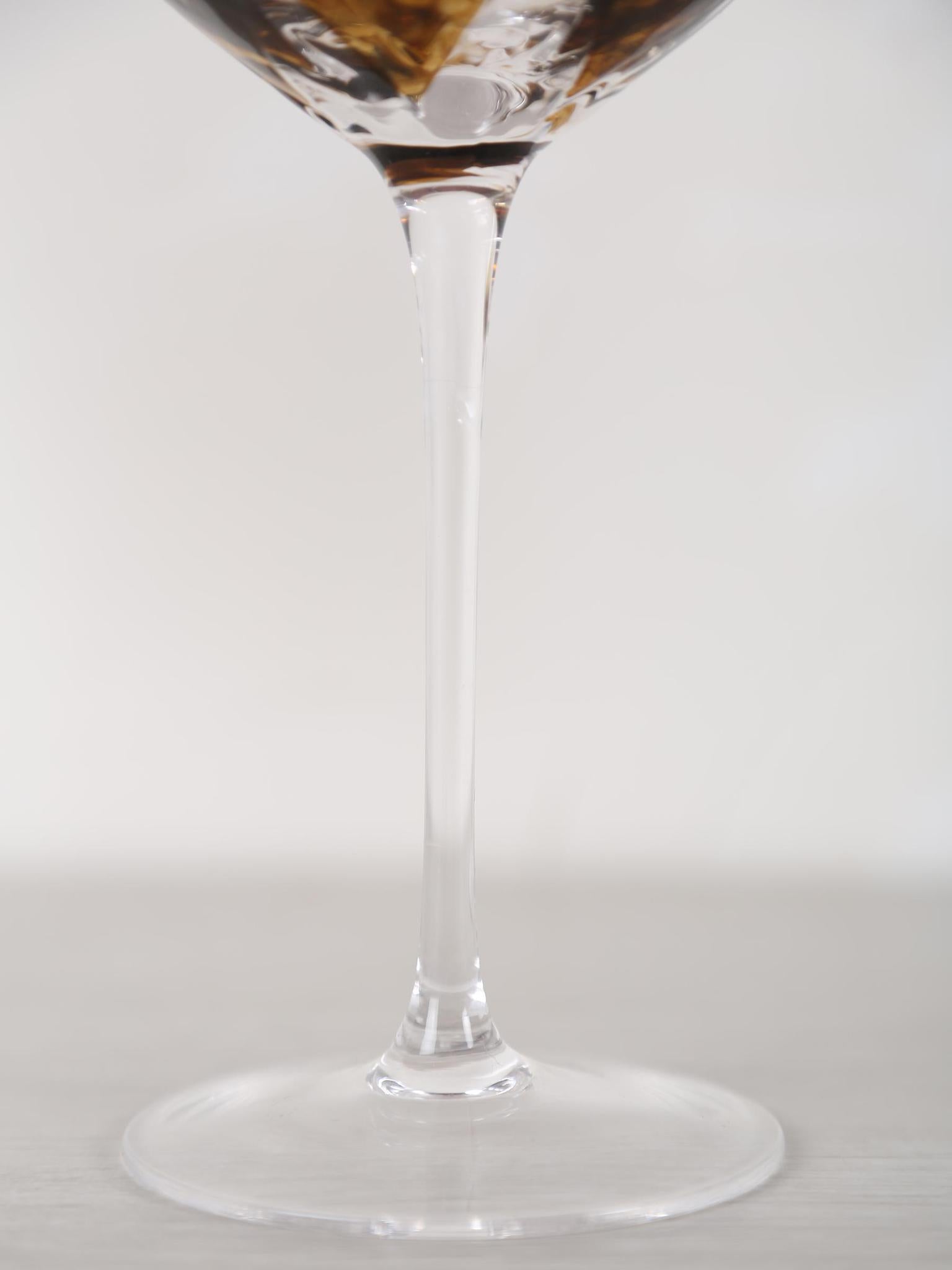 Lilia Petal Red Wine Glass