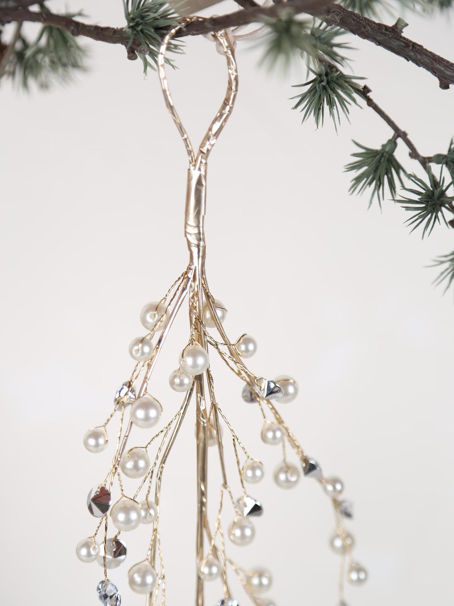 Crysilia Faux mistletoe