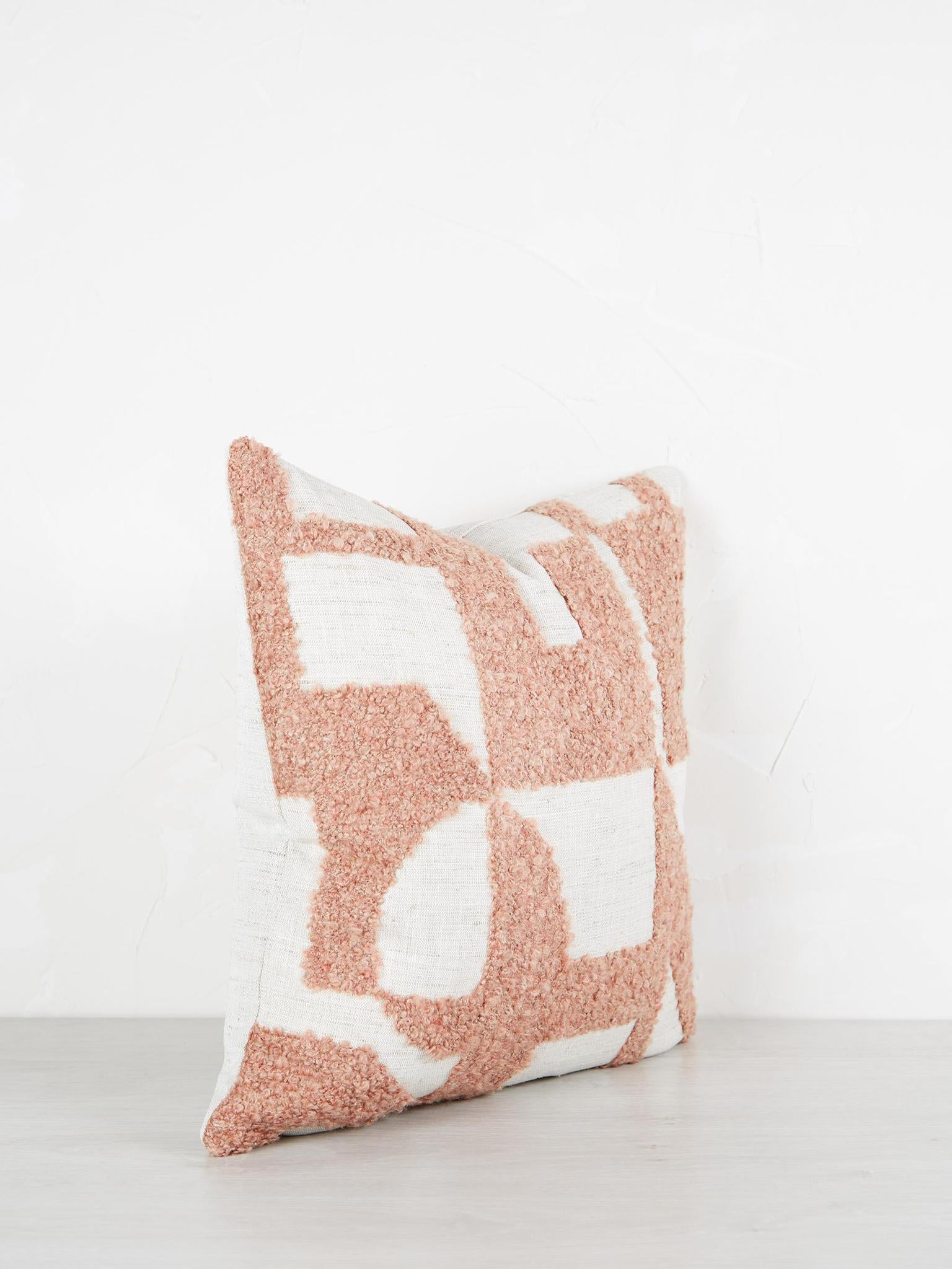 Lila Cushion - Rose