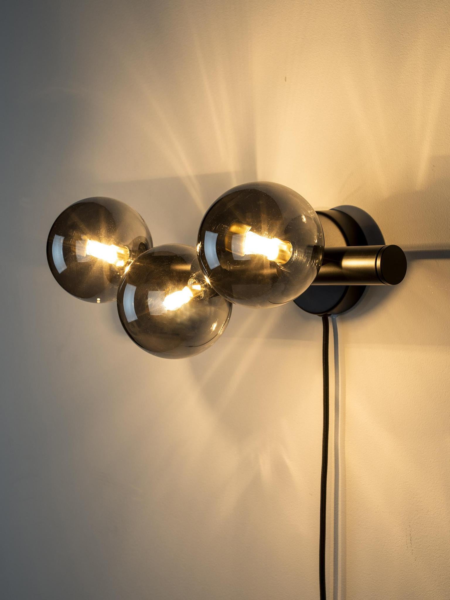 Monica Wall Lamp