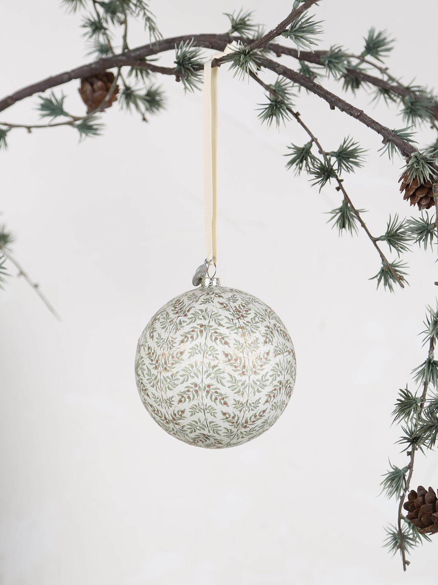 Hilde decoration bauble Green