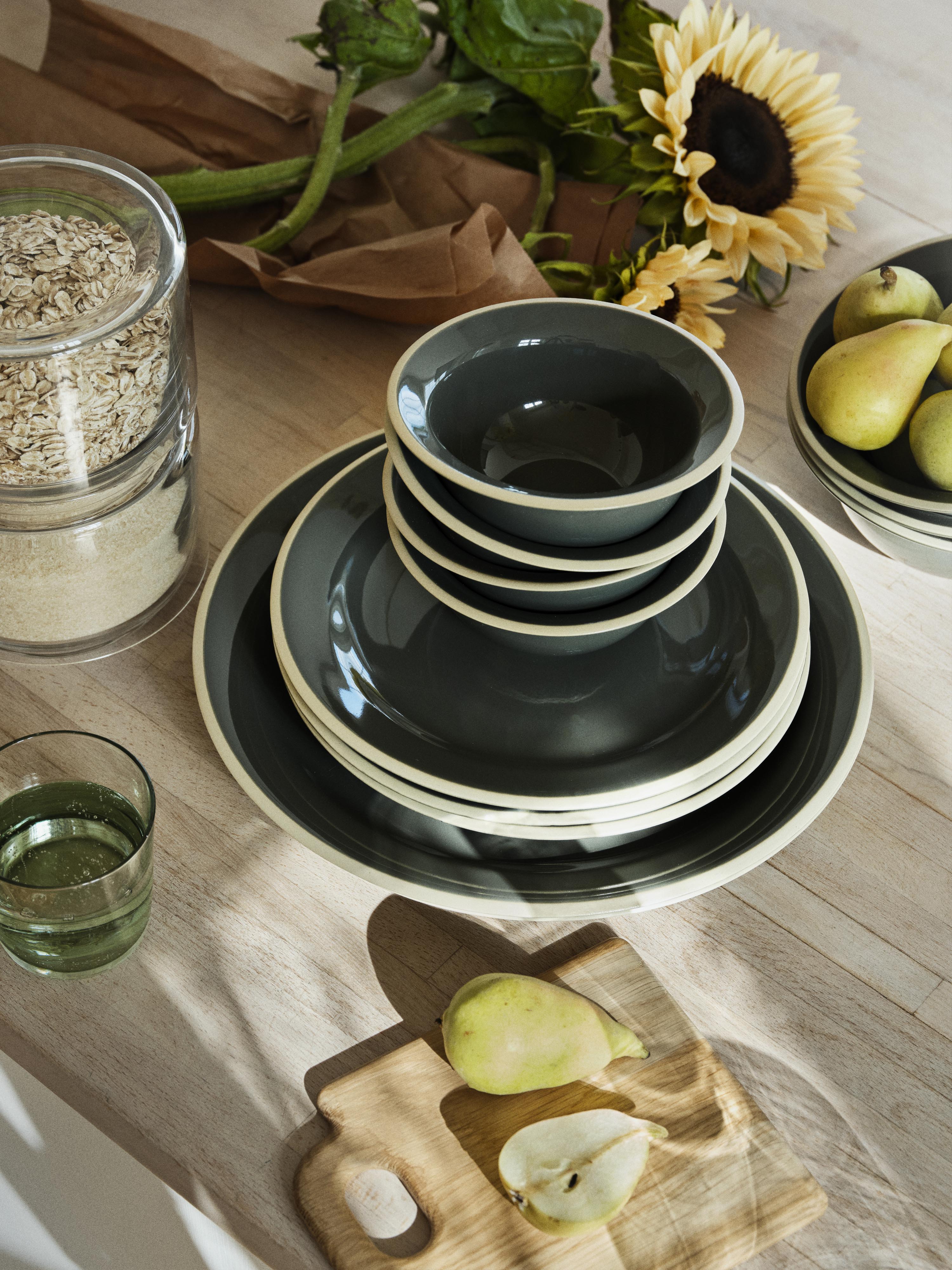 Taverna Green Glazed Stoneware Dessert/Lunch Plate