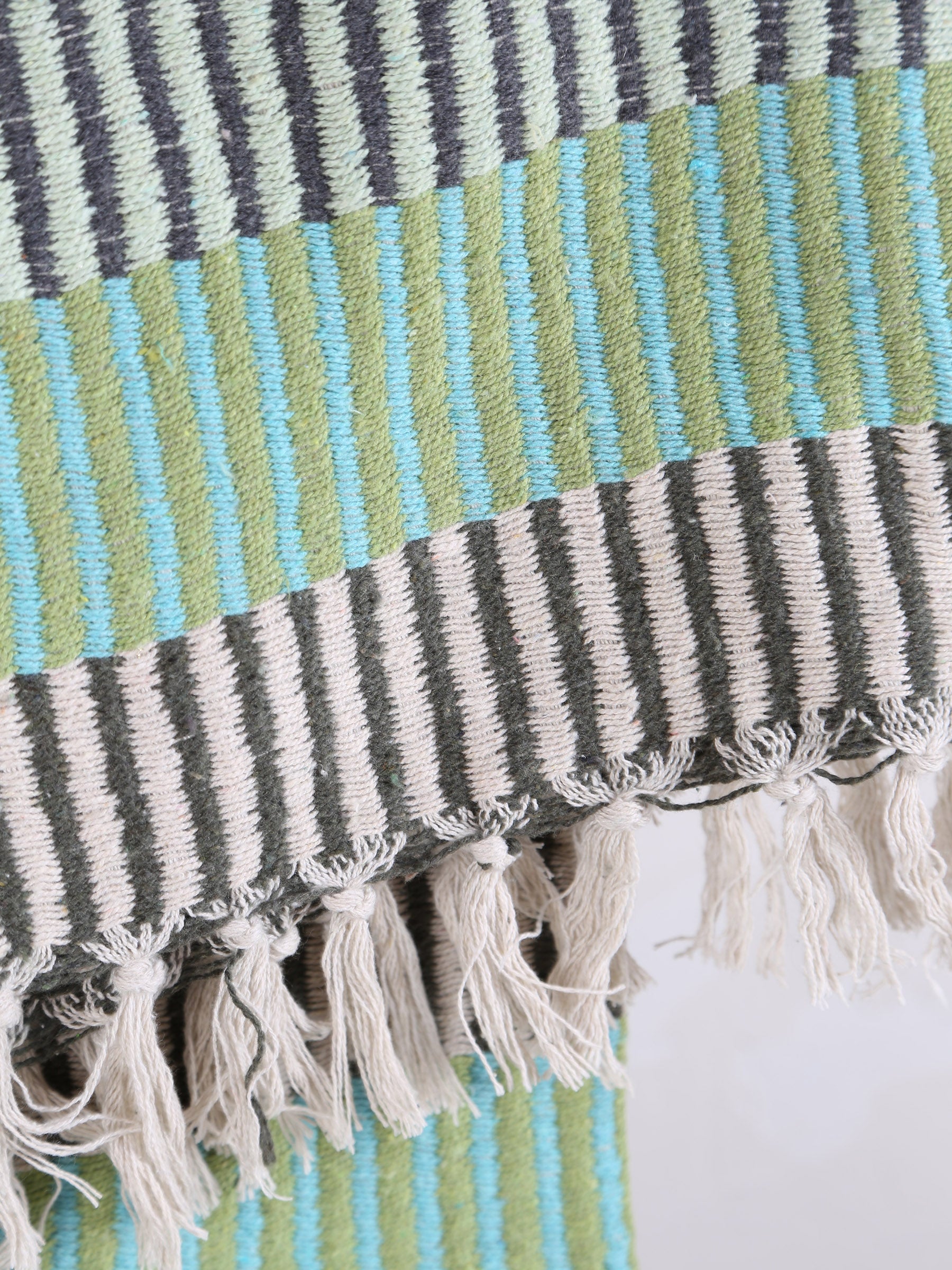 Isnel throw - Recycled Cotton - Green Hues