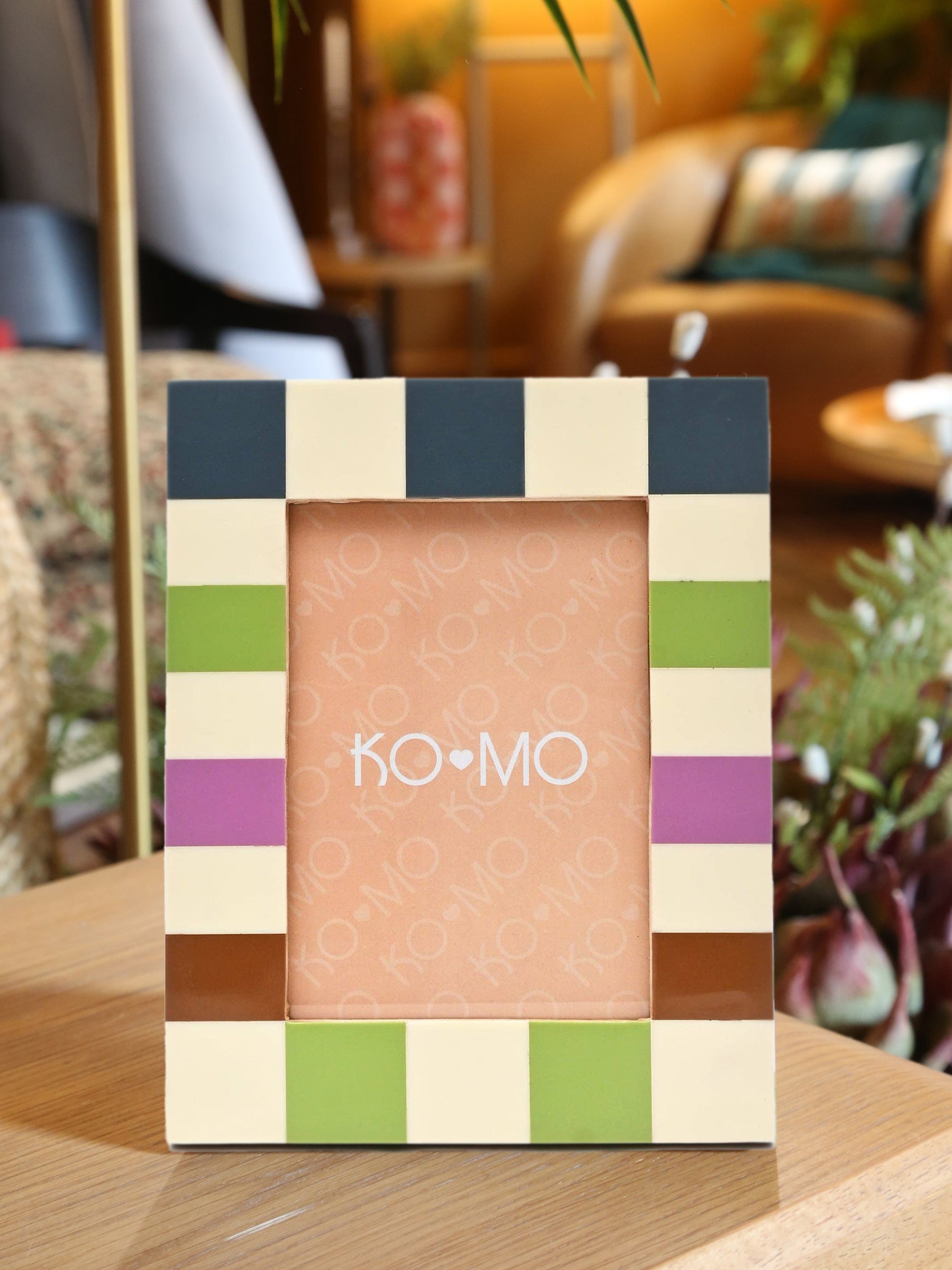 Checkered Resin Photo Frame - Multi Hues