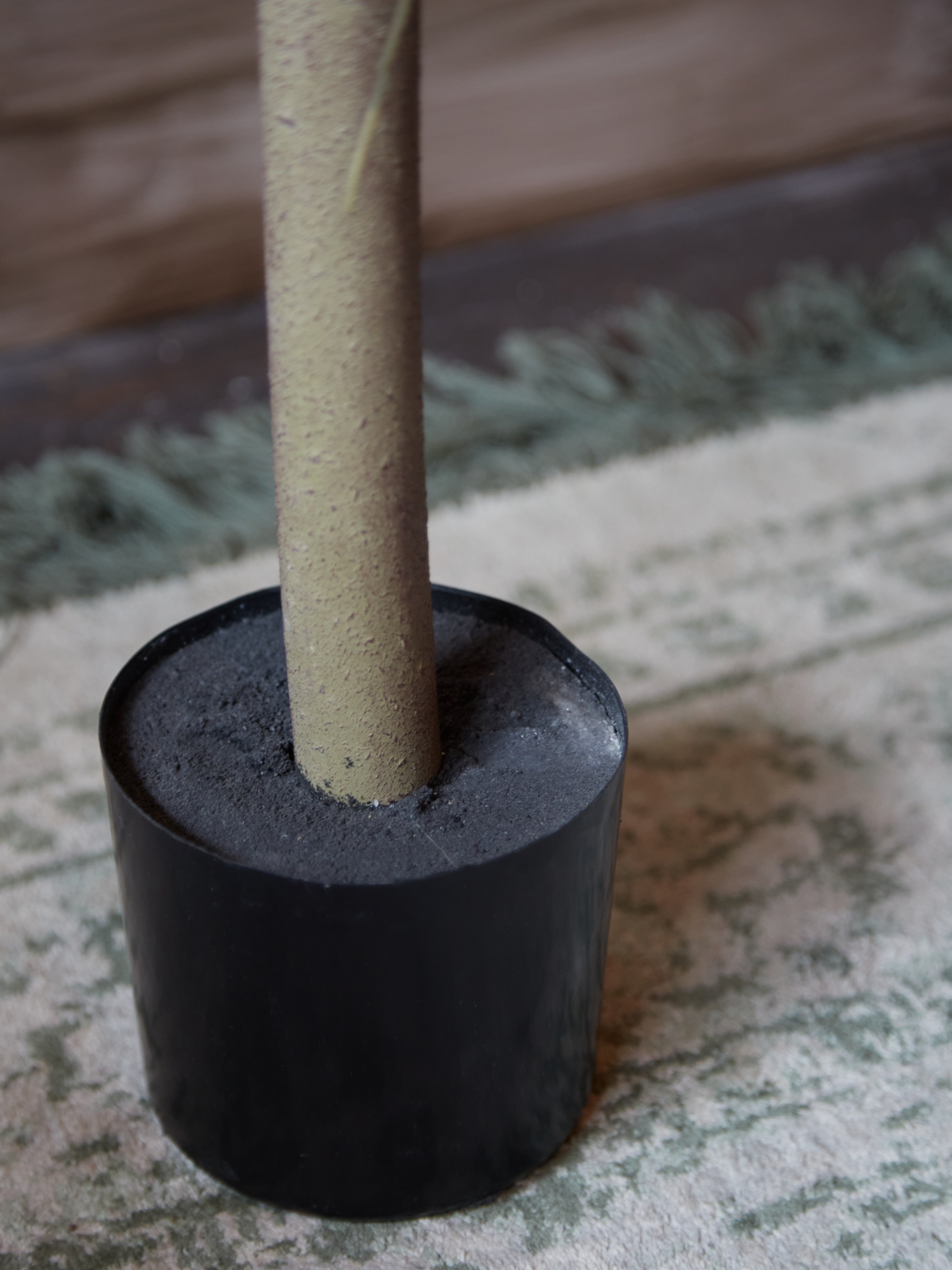 Green Faux Rubber Tree in Black Pot