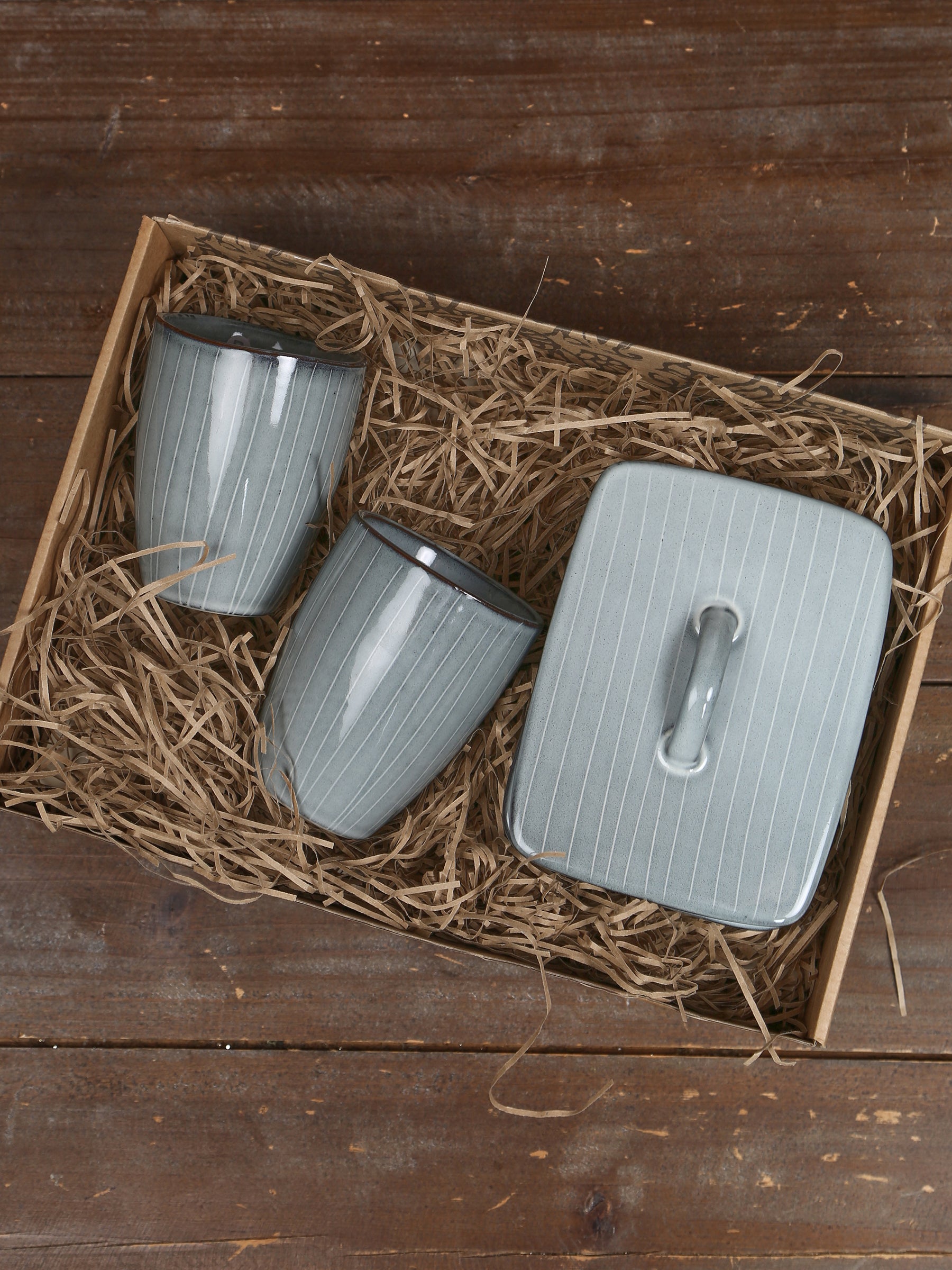 Broste Butter Dish & 2 Mug Set - 2 Colours Available