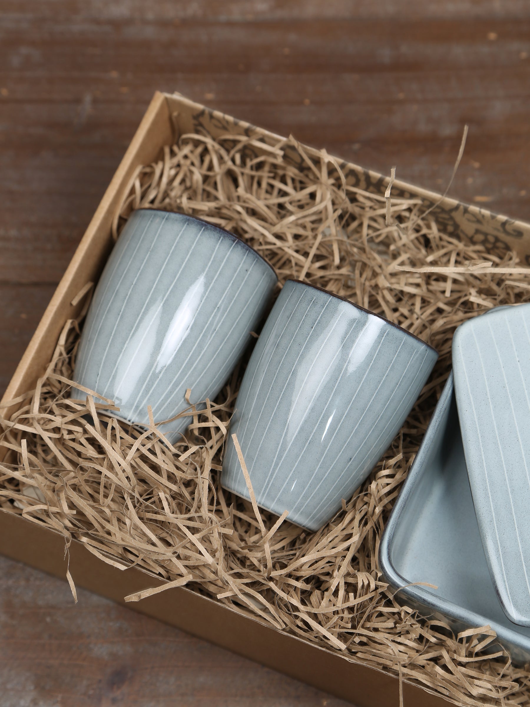 Broste Butter Dish & 2 Mug Set - 2 Colours Available