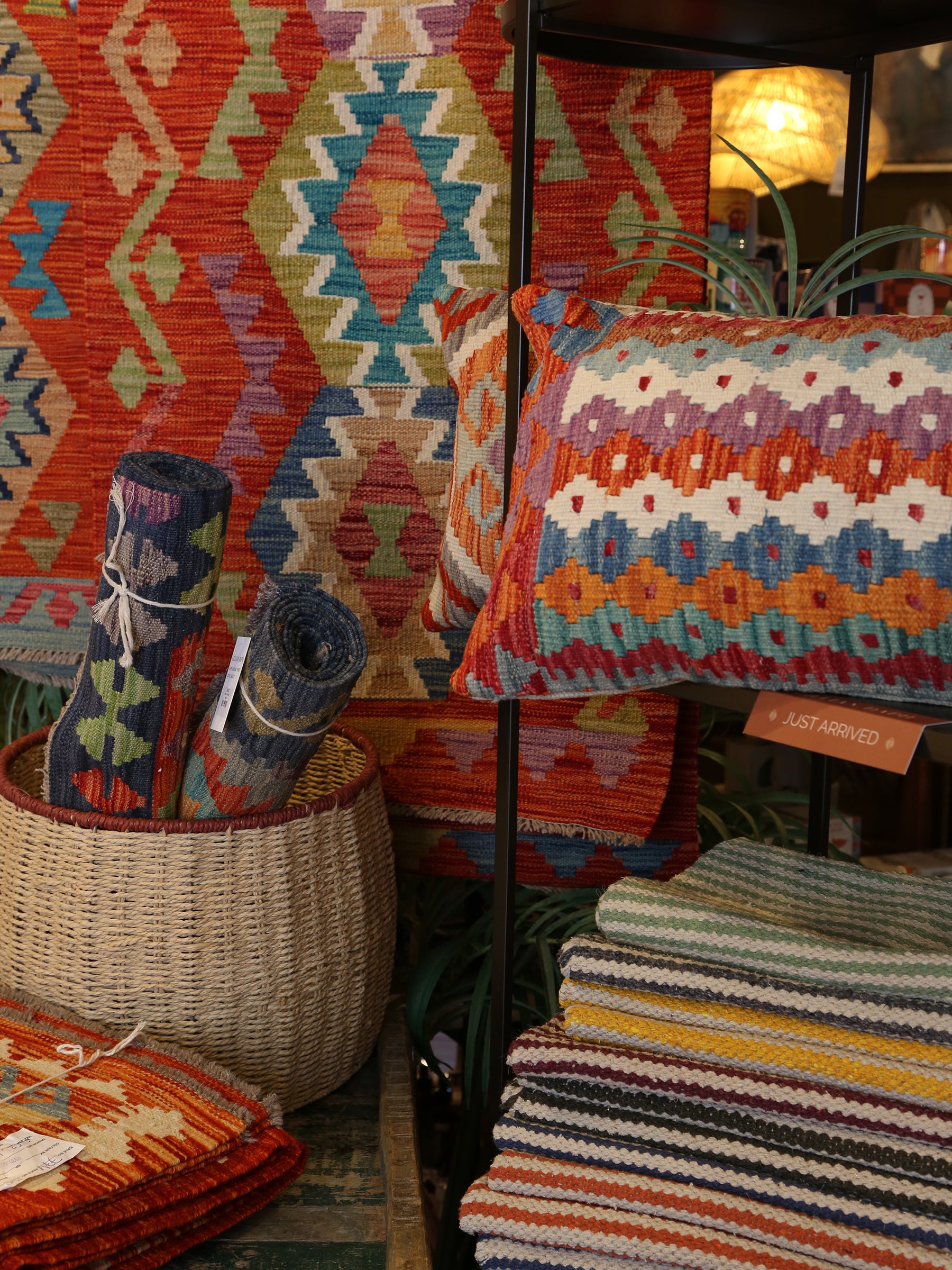 Ruard Cushion - Hand Dyed, Hand Weaved - 90x35cm