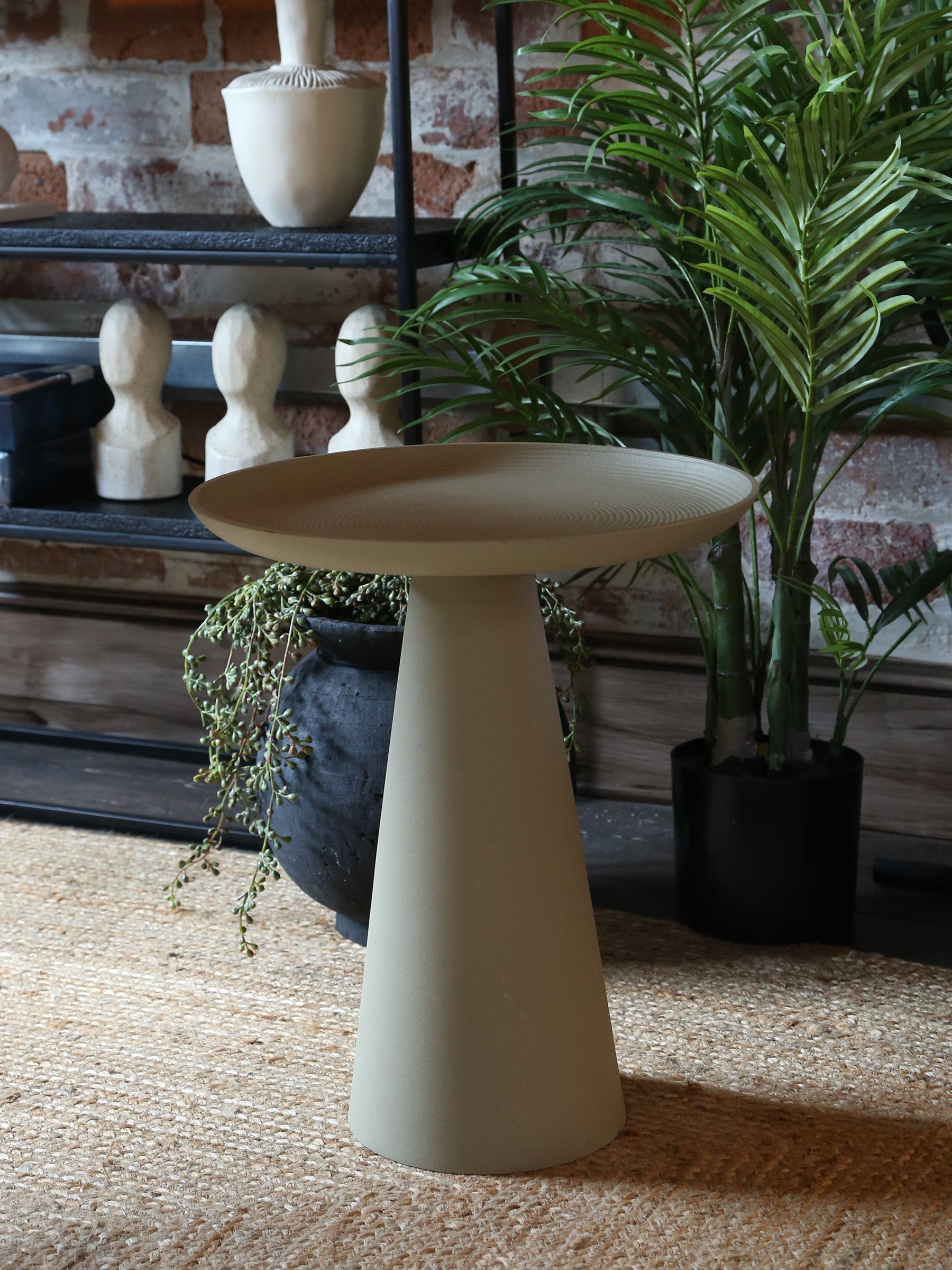 Ringar Round Side Table Ivory - Large