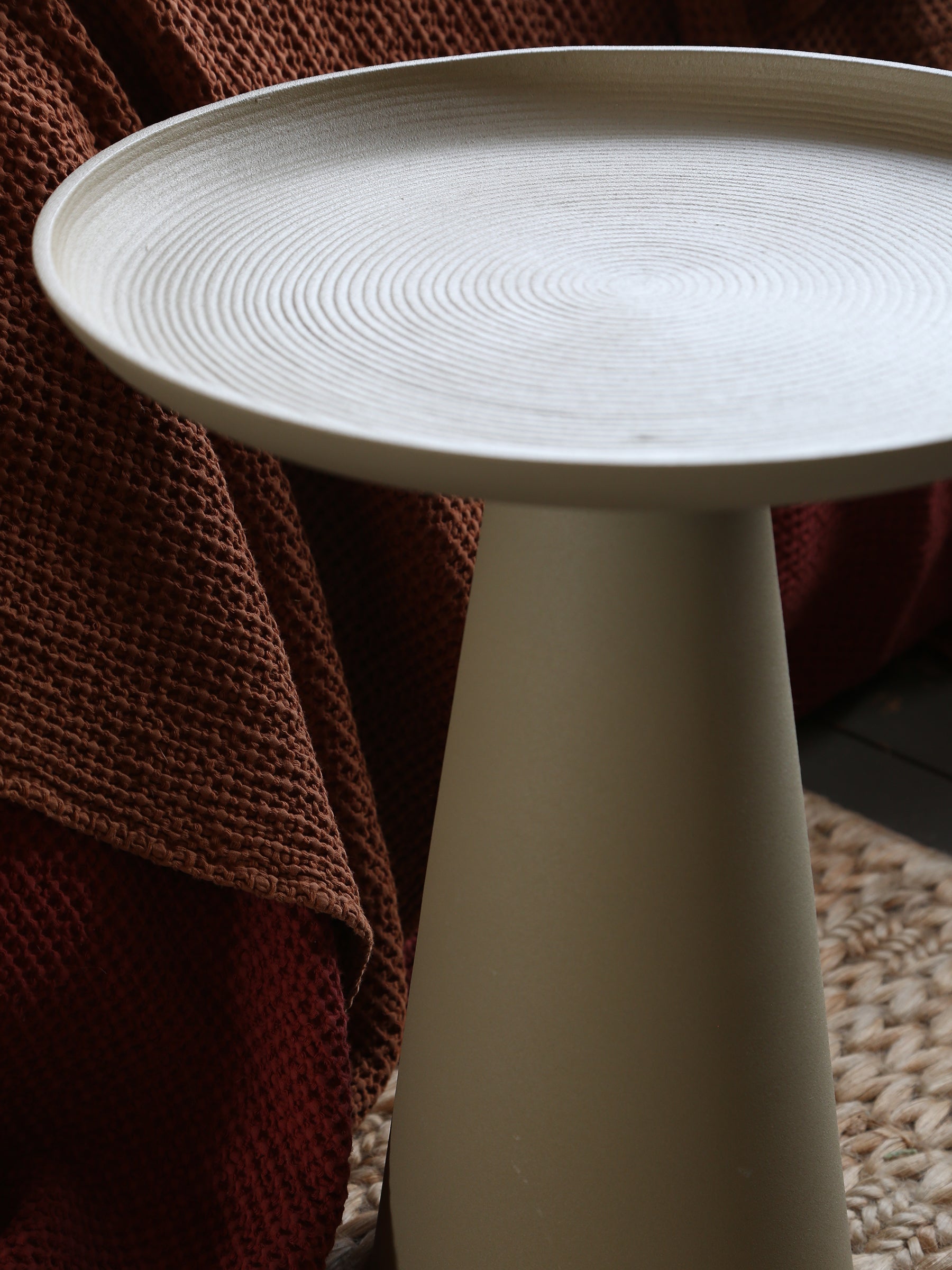 Ringar Round Side Table Ivory - Large