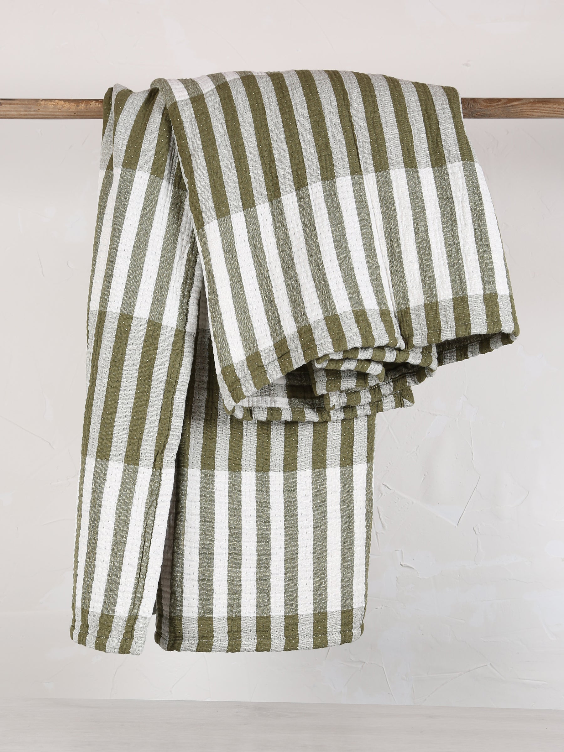 Calista Cotton Throw - Olive - 137 x 180cm