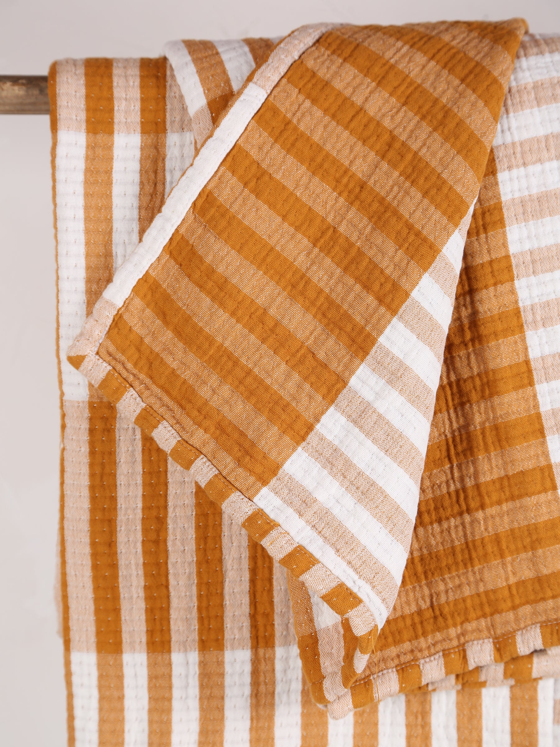 Calista Cotton Throw - Safran - 137 x 180cm