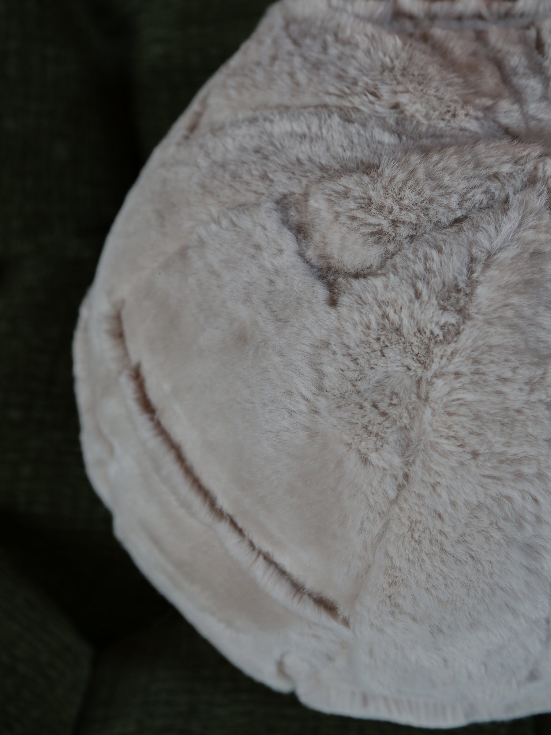 Tovi Geometric Textured Pod - 2 Sizes Available