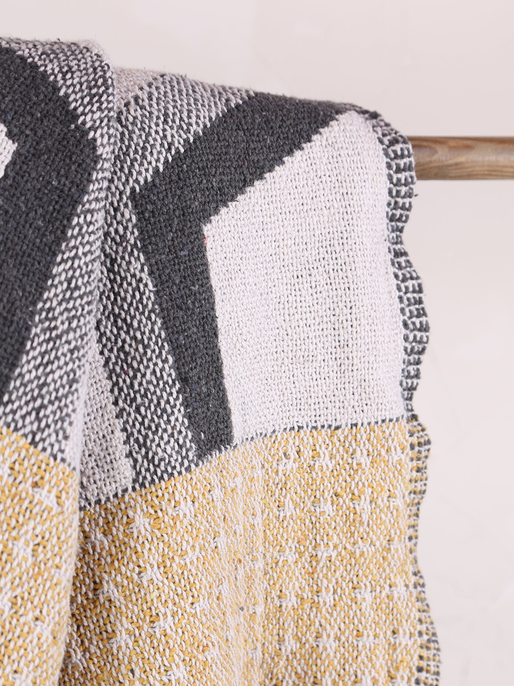 Annli throw - Recycled Cotton - Grey, Warm Yellow