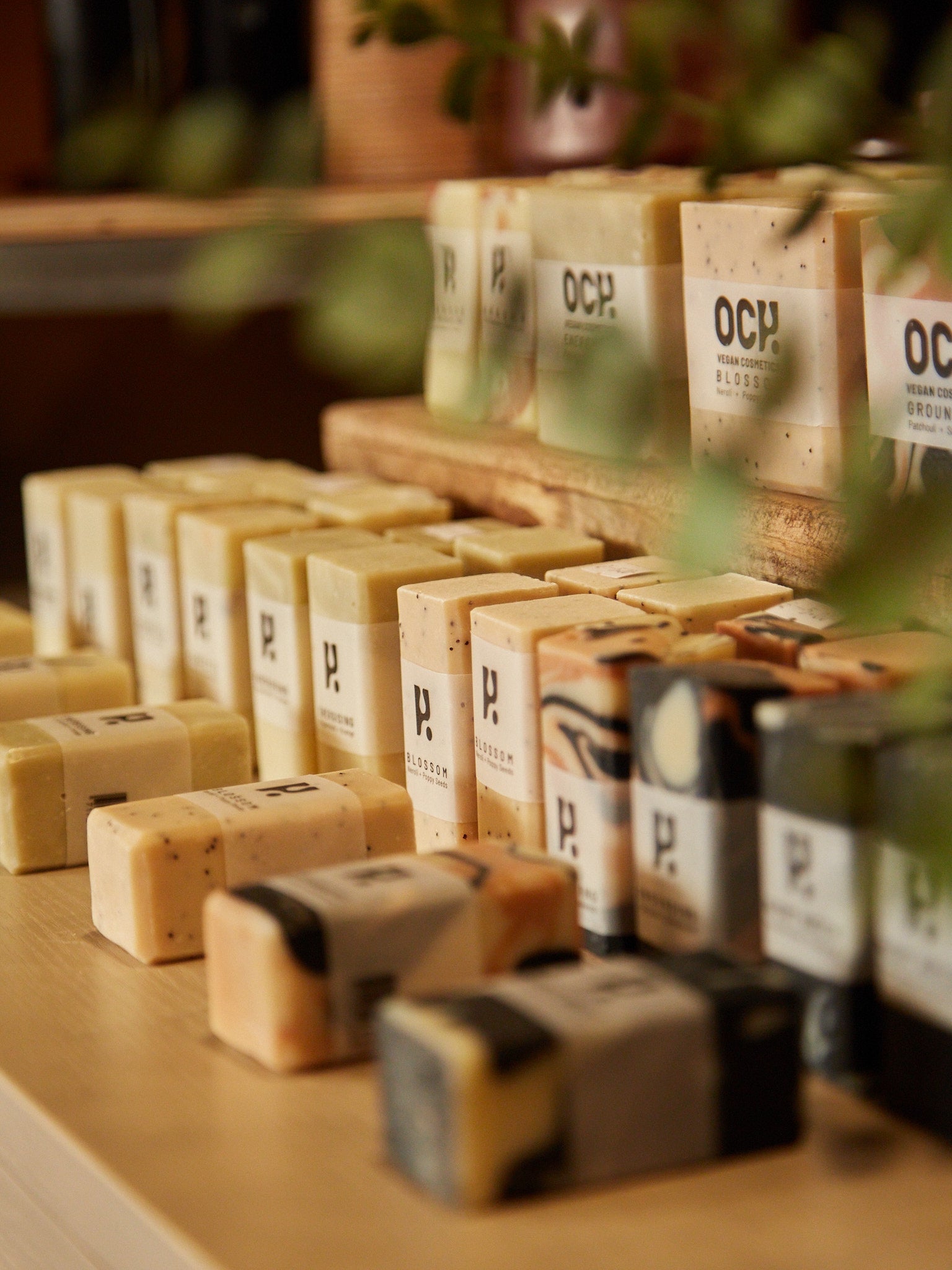 Grounding Vegan 80g/160g Soap - Patchouli & Sandalwood