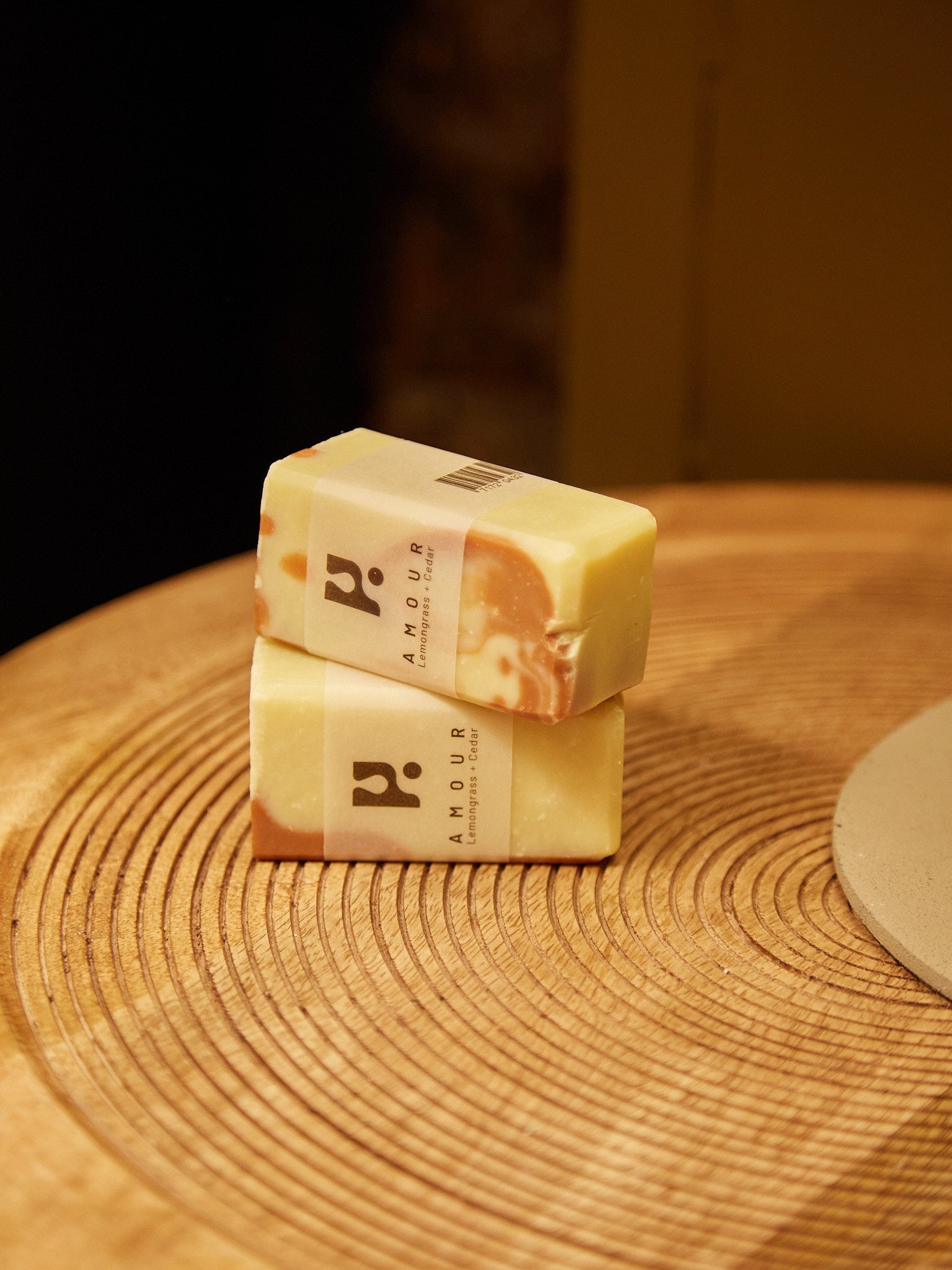 Amour Vegan 80g/160g Soap - Lemongrass & Cedarwood