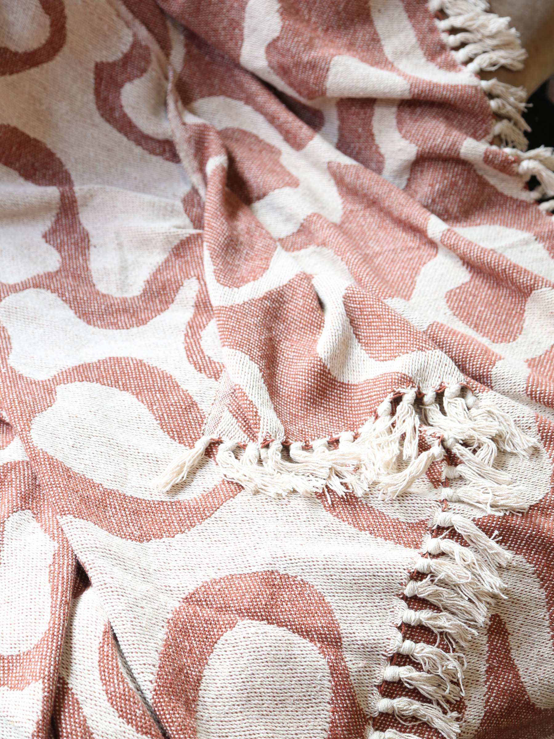 pick your own cosy throw box