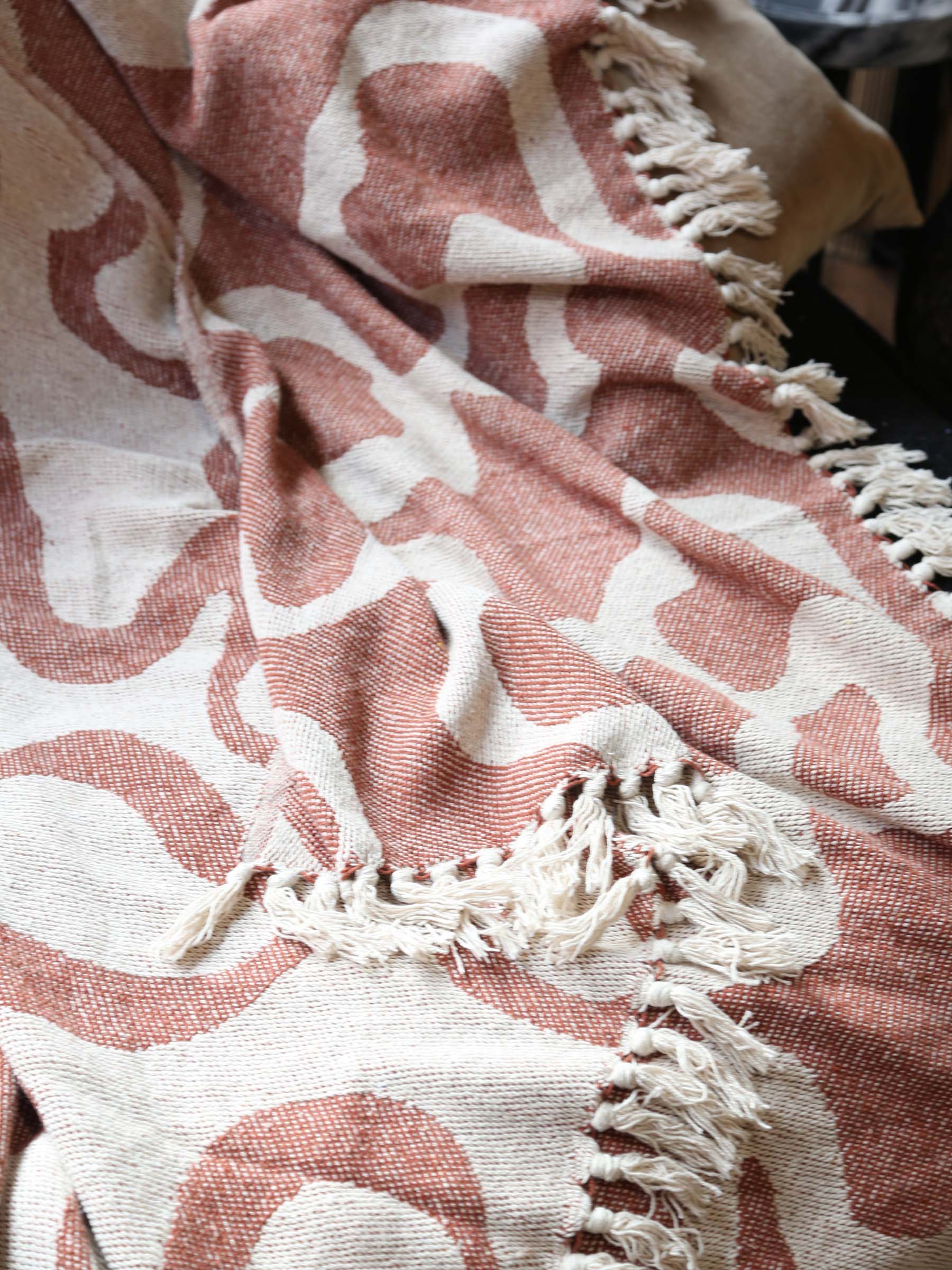 pick your own cosy throw box