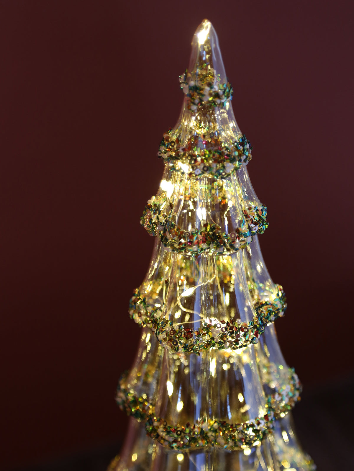 Amber Sequin, Glass rotating tree
