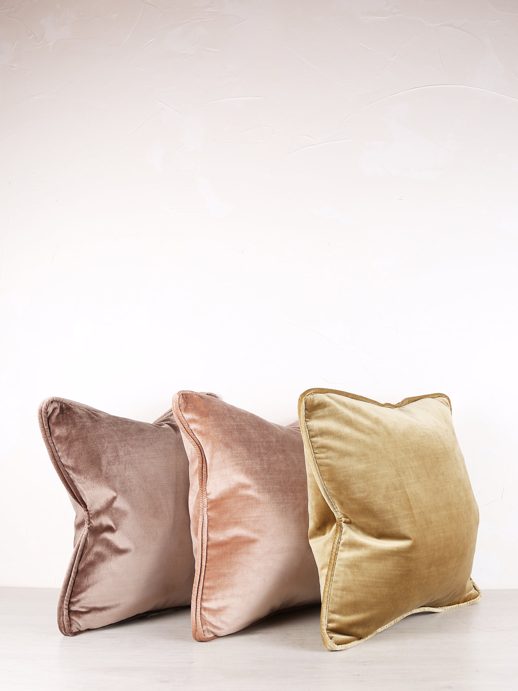 Darcy Velvet Cushion - Dusk Rose- 43 X 43cm