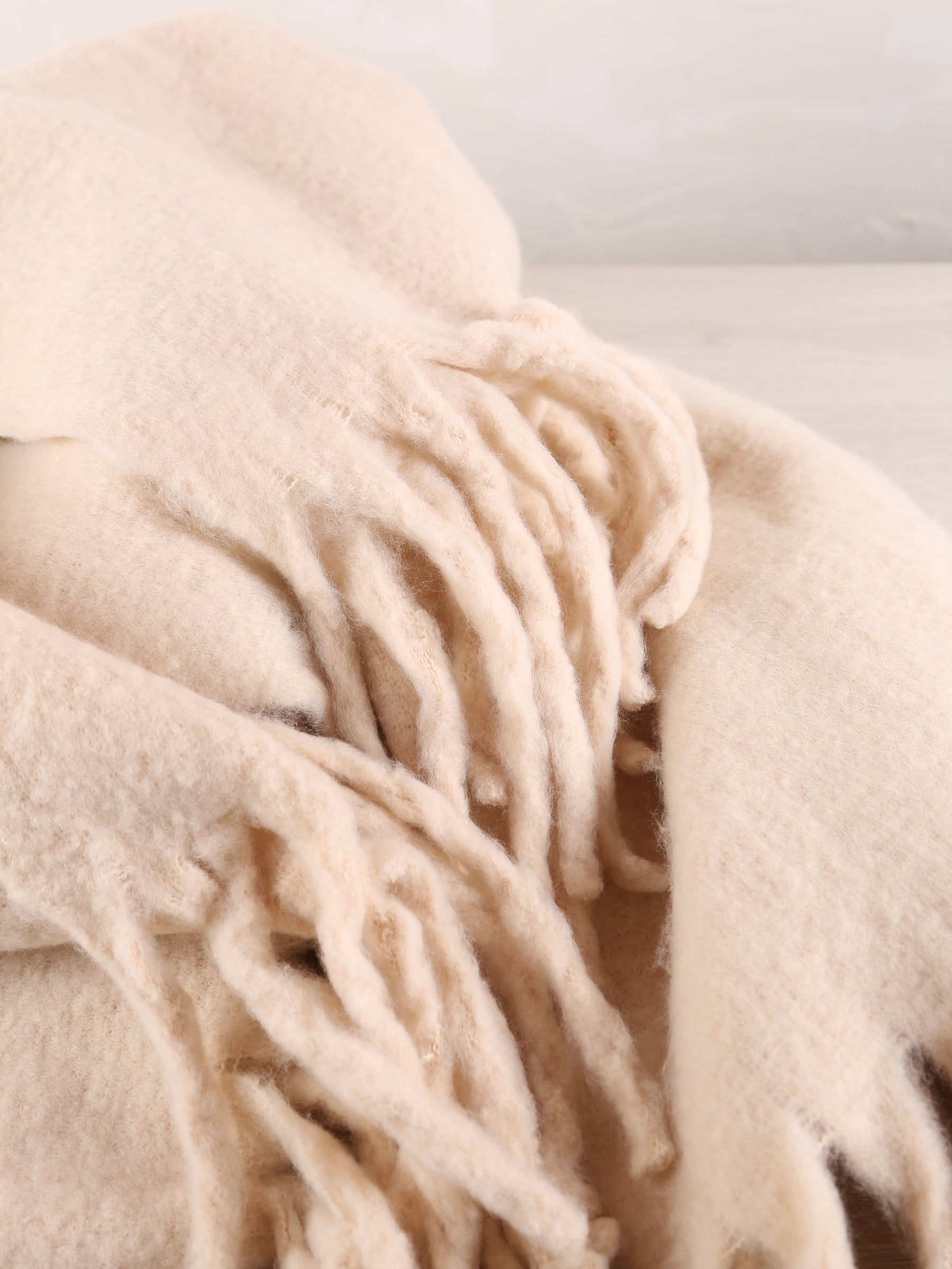 Isabel Recycled Throw - Neige