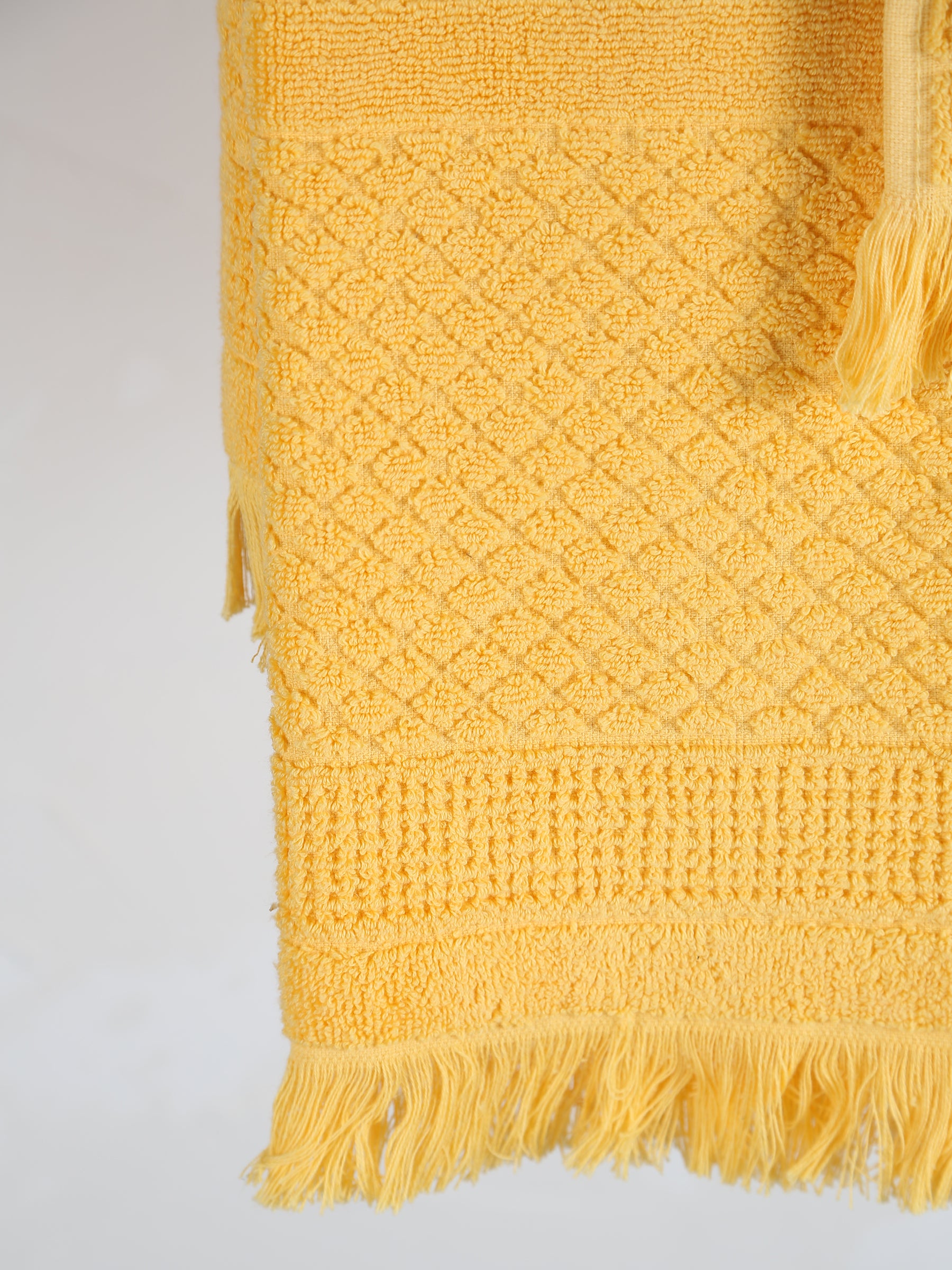 Embossed Jacquard Towel in Mimosa - 4 Sizes Available