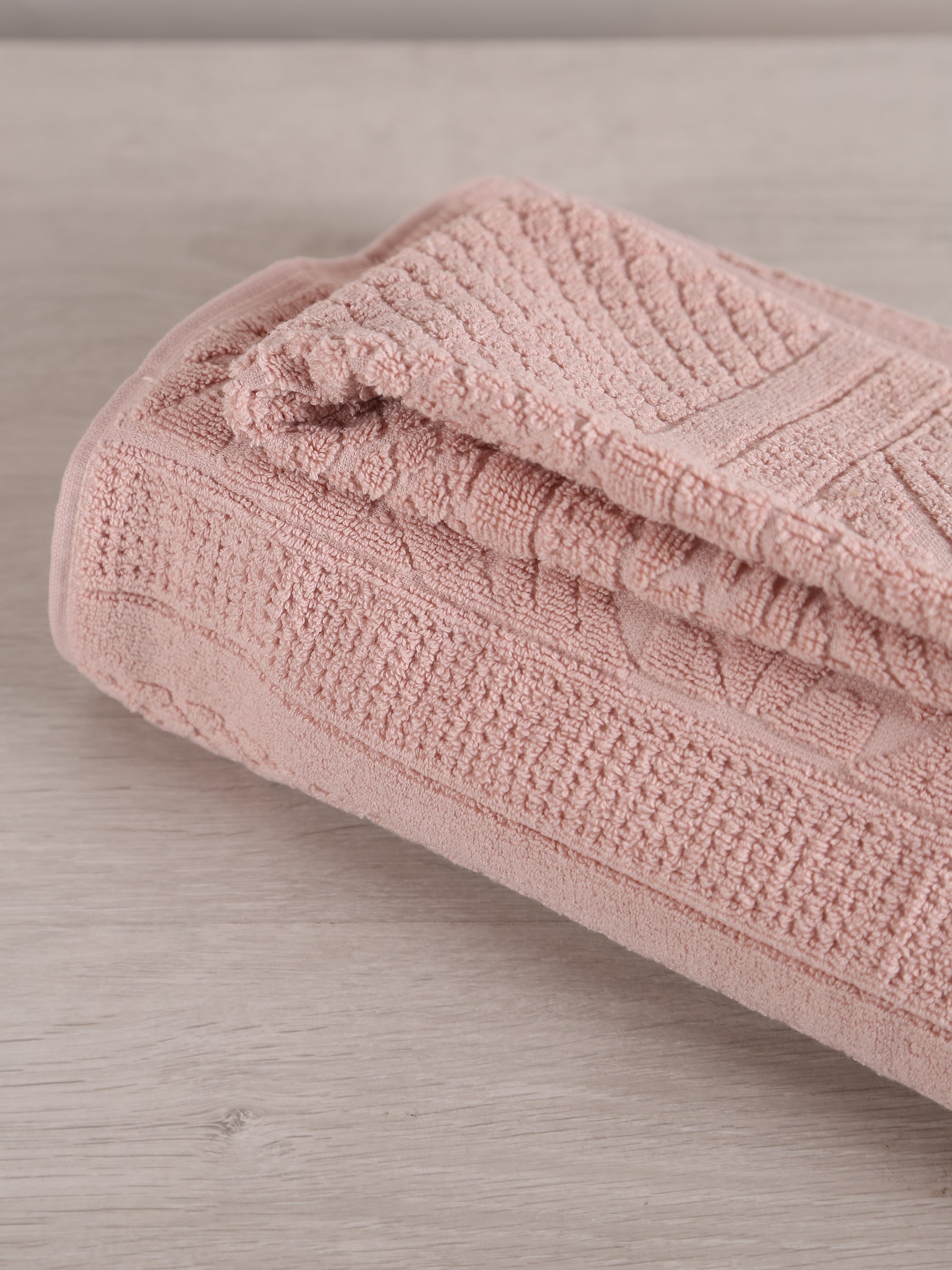 Embossed Jacquard Towel in Aubepine Pale Pink - 4 Sizes Available