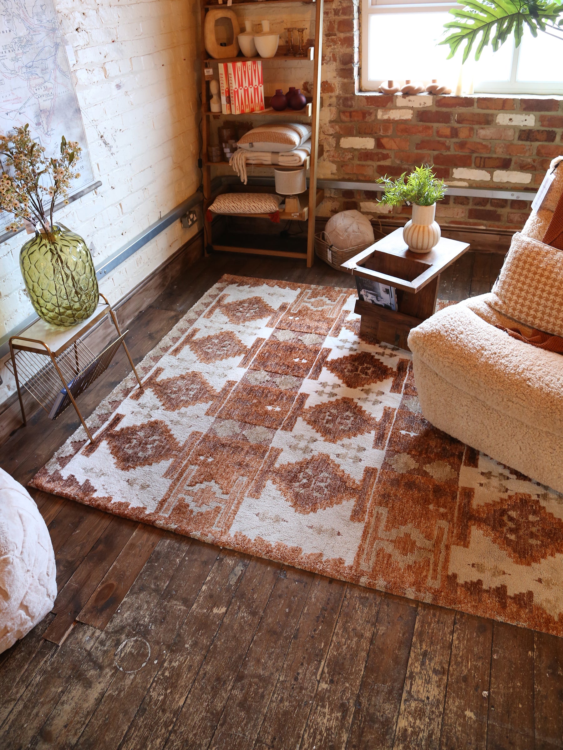Maron Chalet Rug - 2 Sizes Available - Warm Ivory, Terracotta Brown