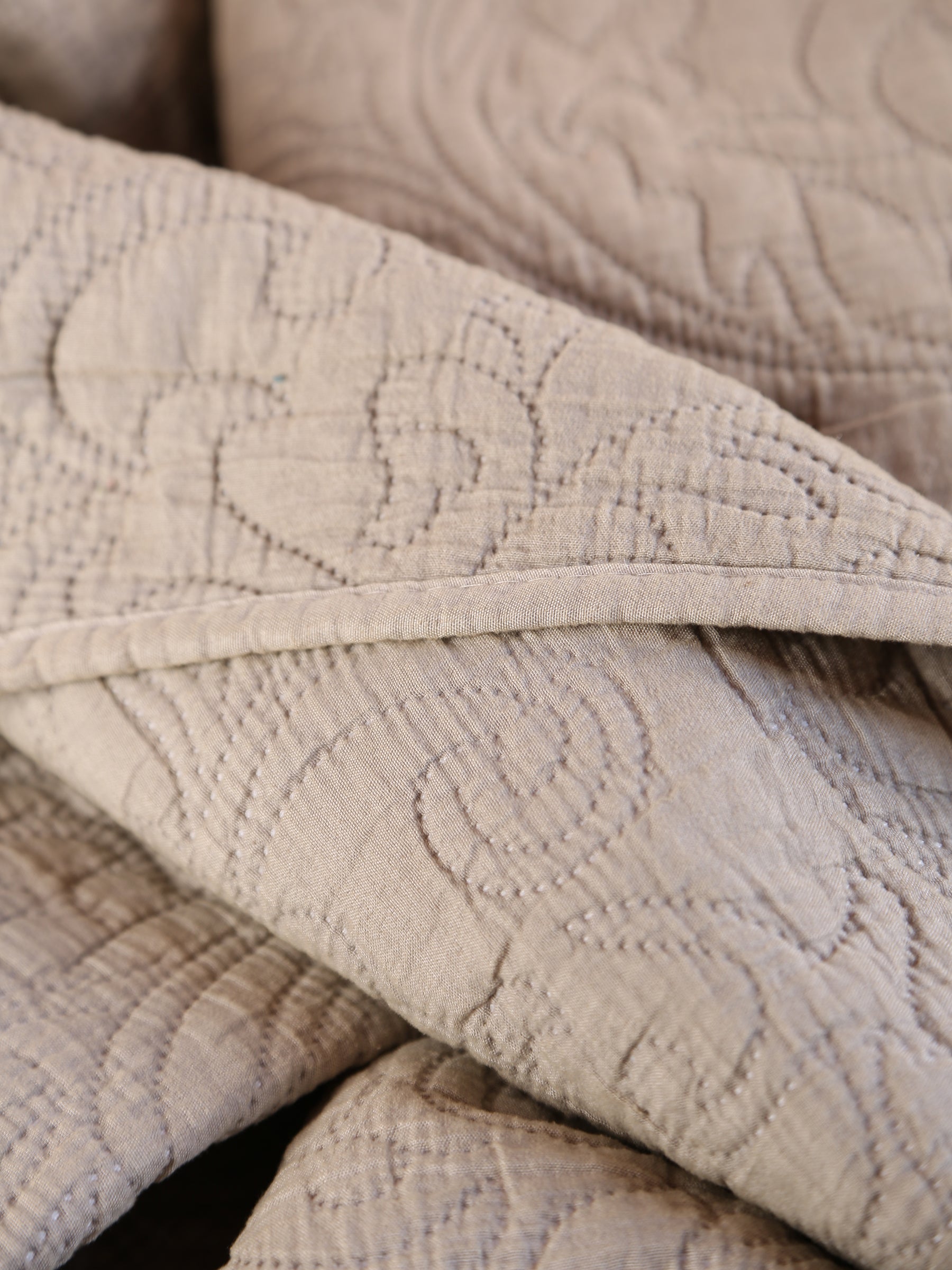 Isabelle Quilted Embroidered Bedspread - Eucalyptus Grey