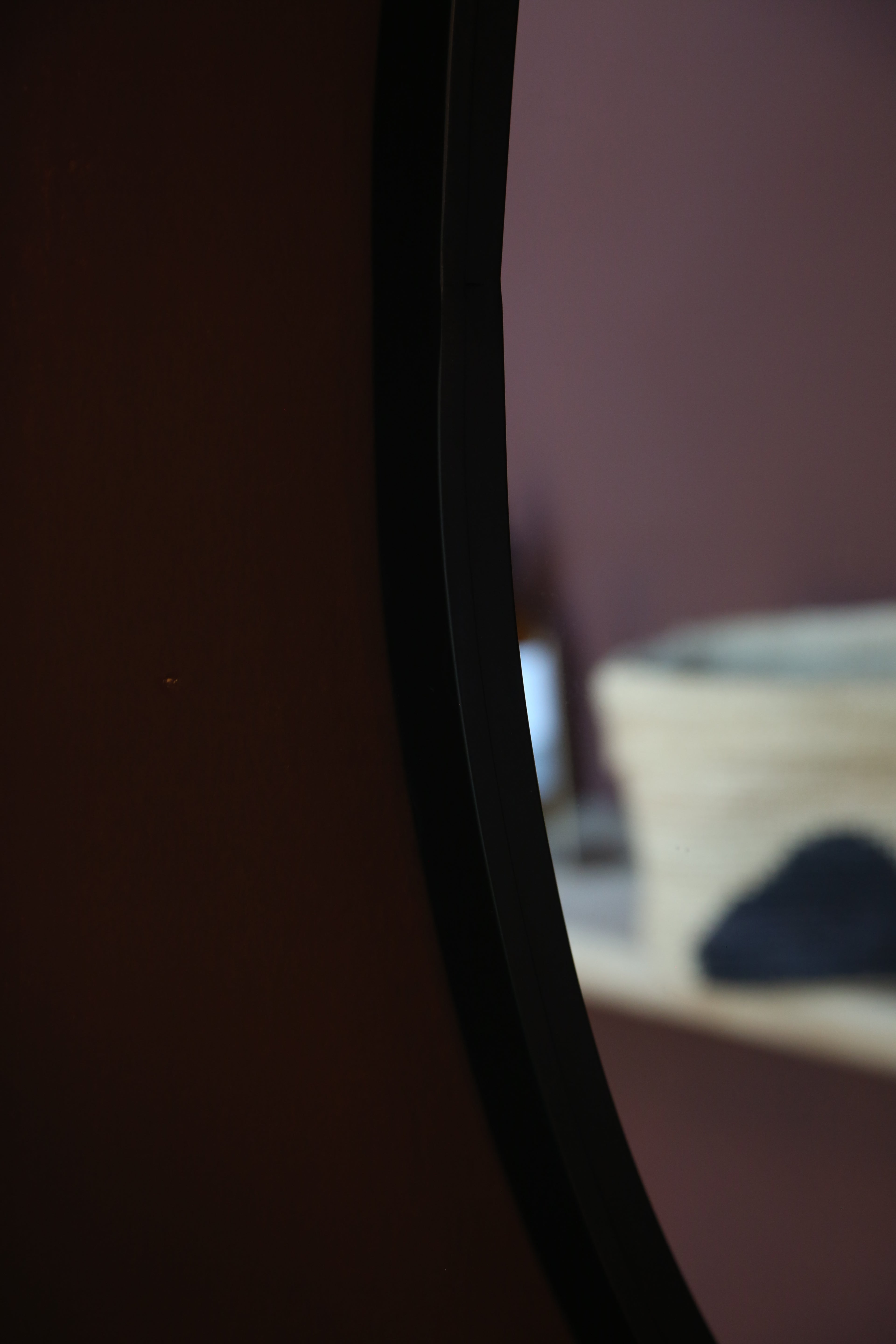 Medium Black Matz Oval Wall Mirror