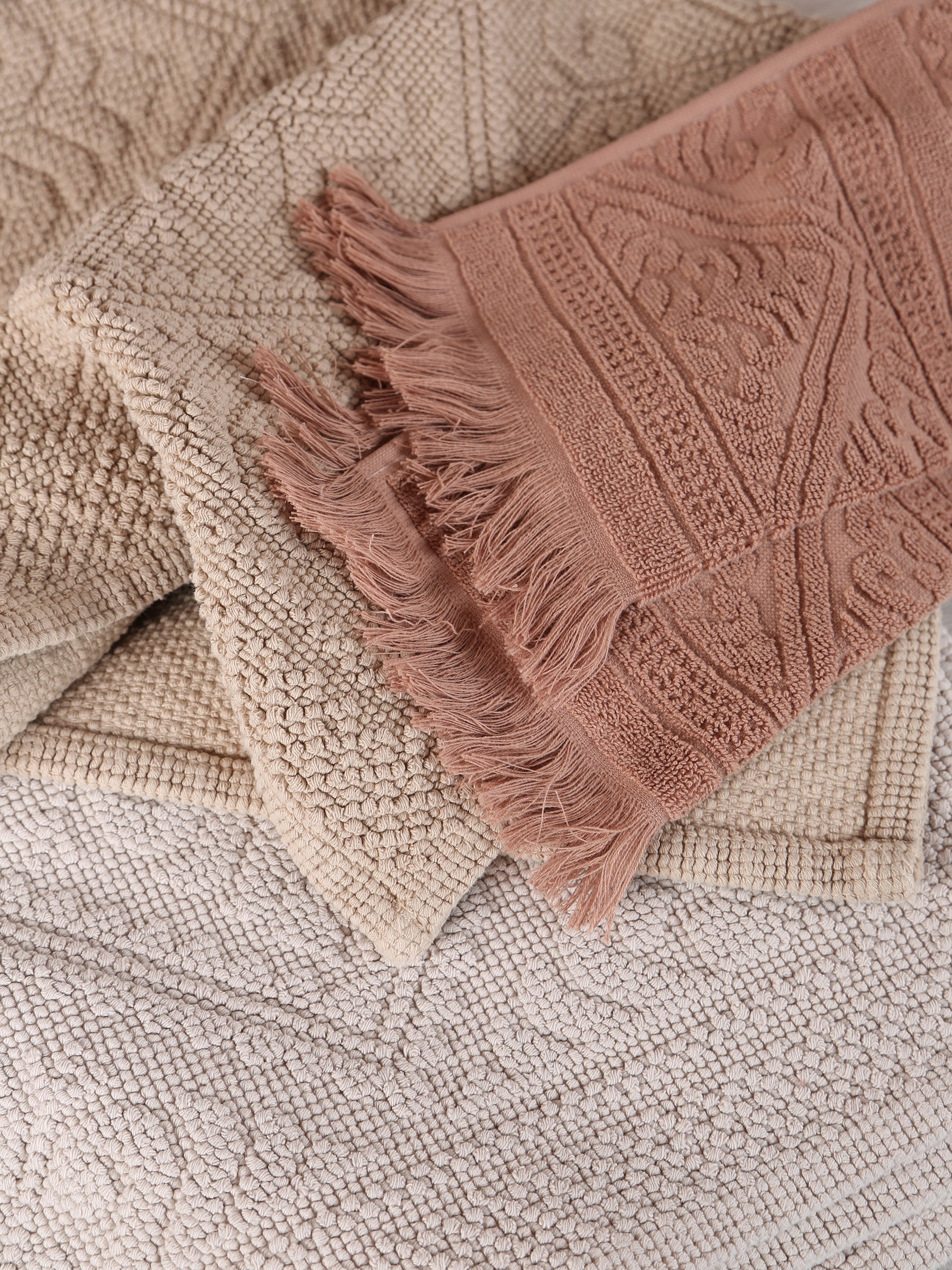 Embossed Jacquard Towel - Lin - 4 Sizes Available