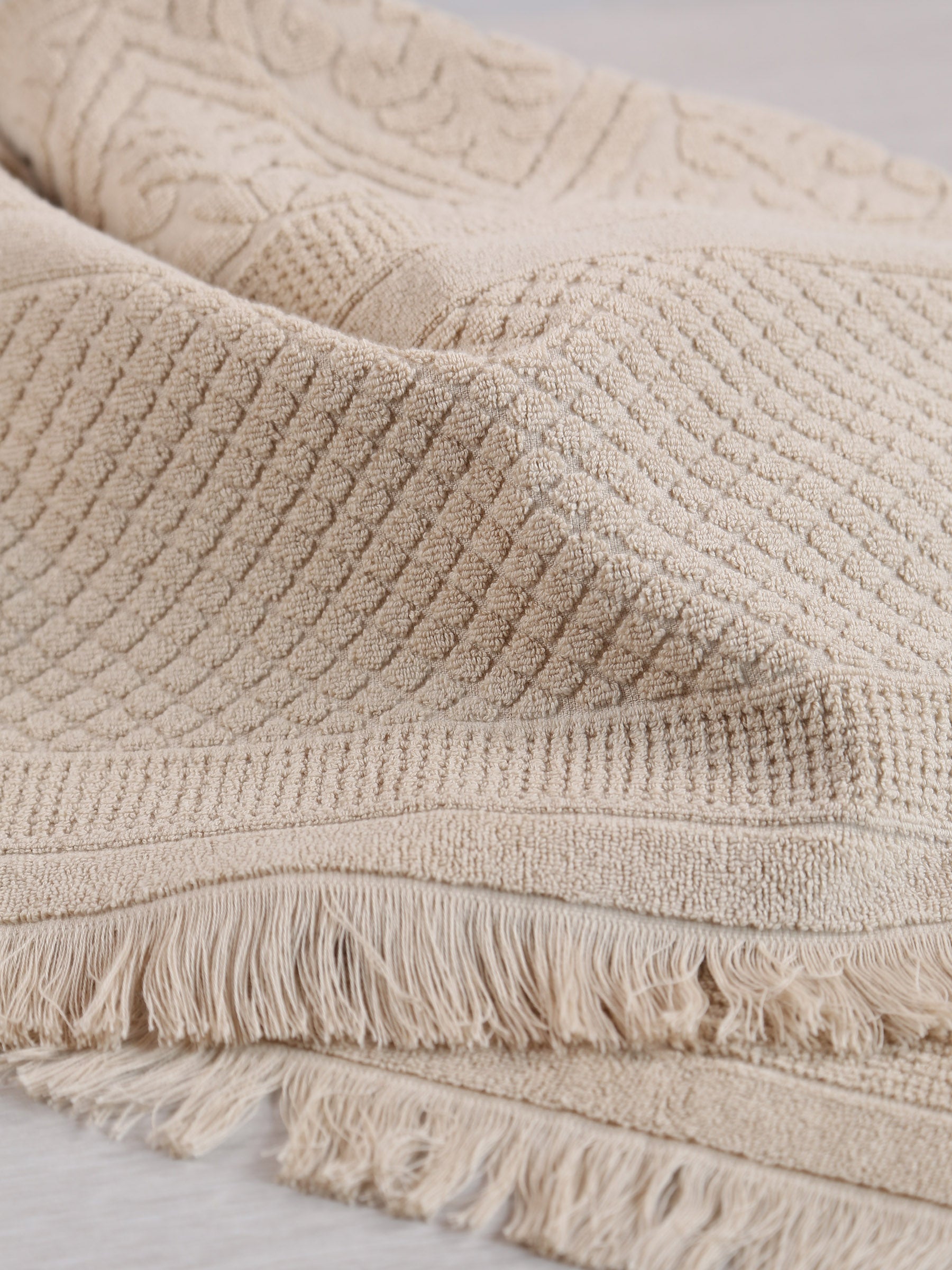 Embossed Jacquard Towel - Lin - 4 Sizes Available