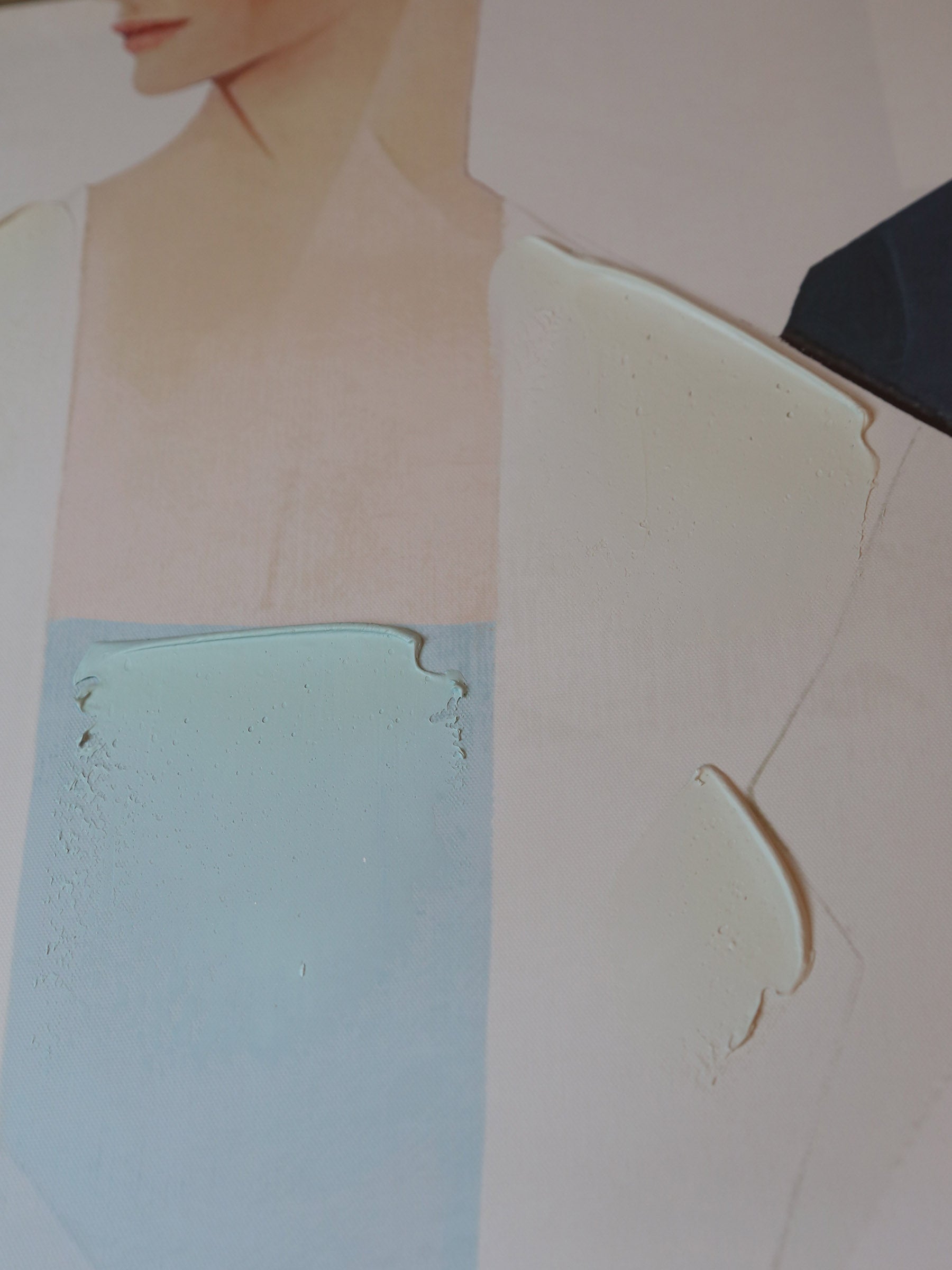 Dulcie Textured Figures Canvas - Cool Tones - 100 x 140 cm