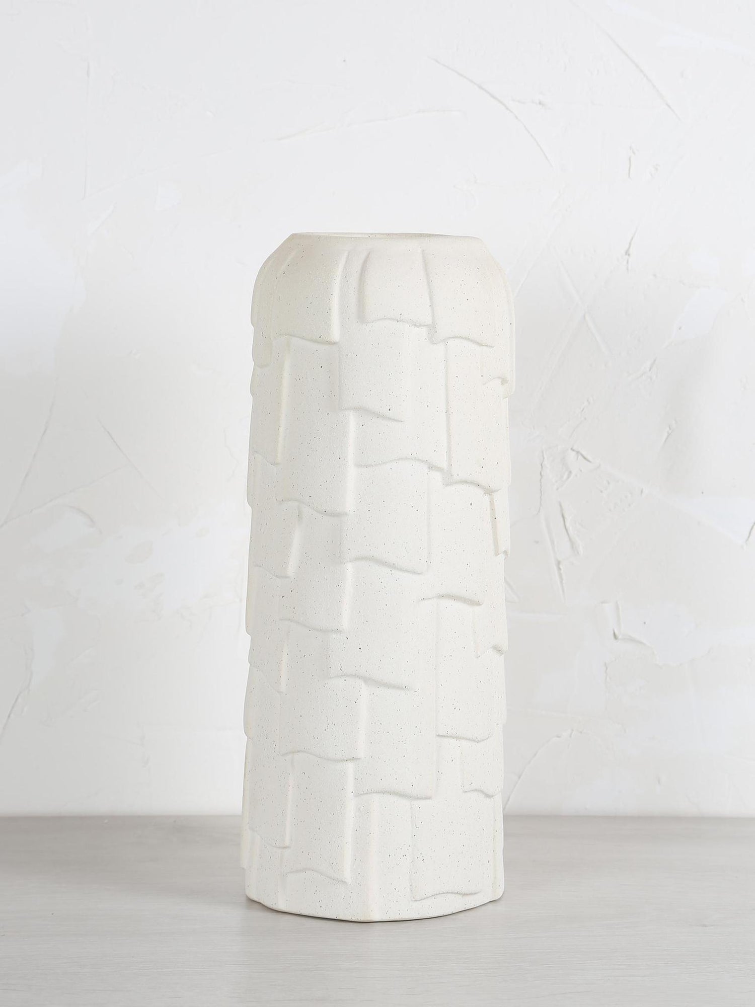 Leima Matt Ceramic vase - cream