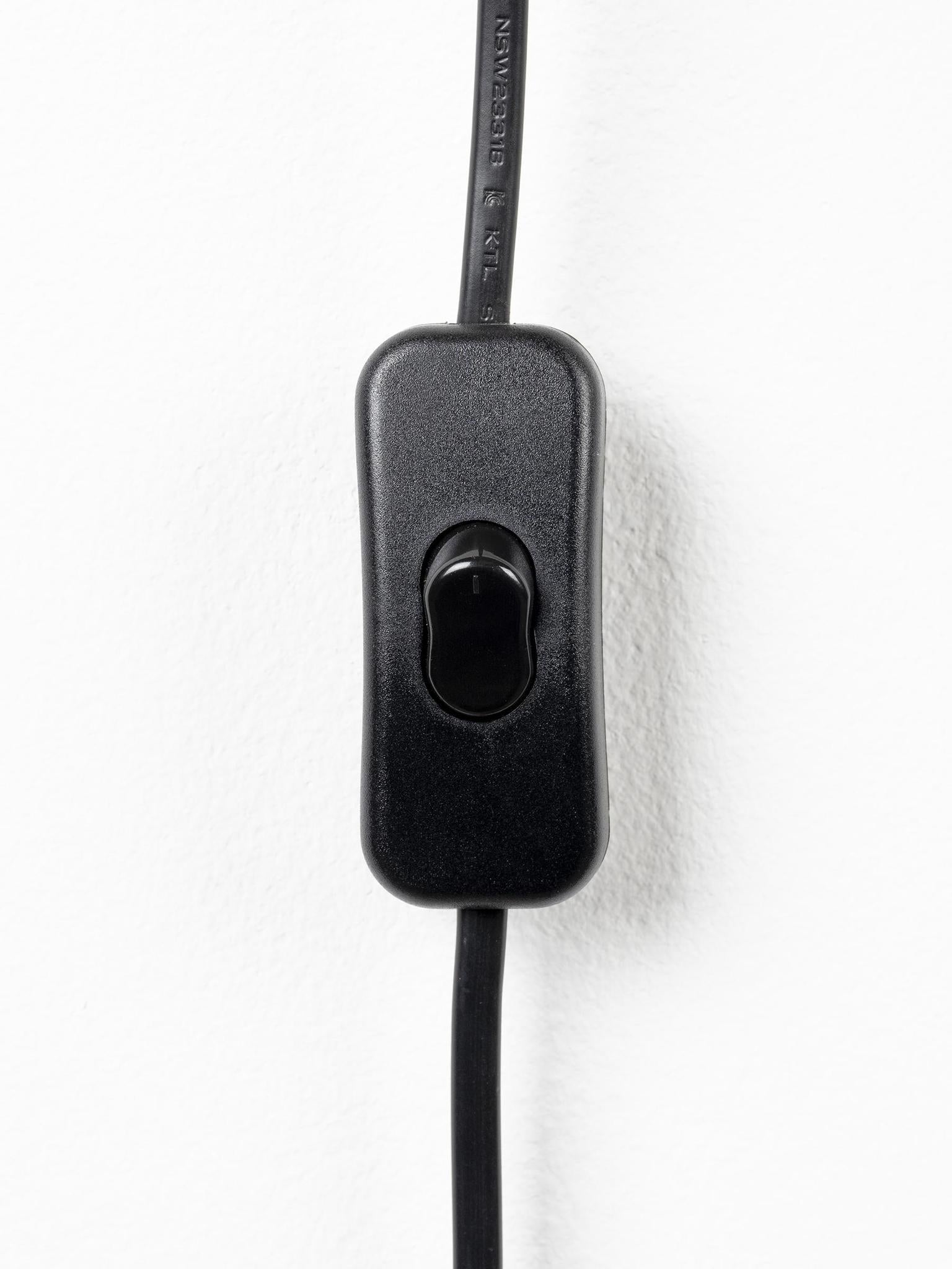 Alen Wall Lamp